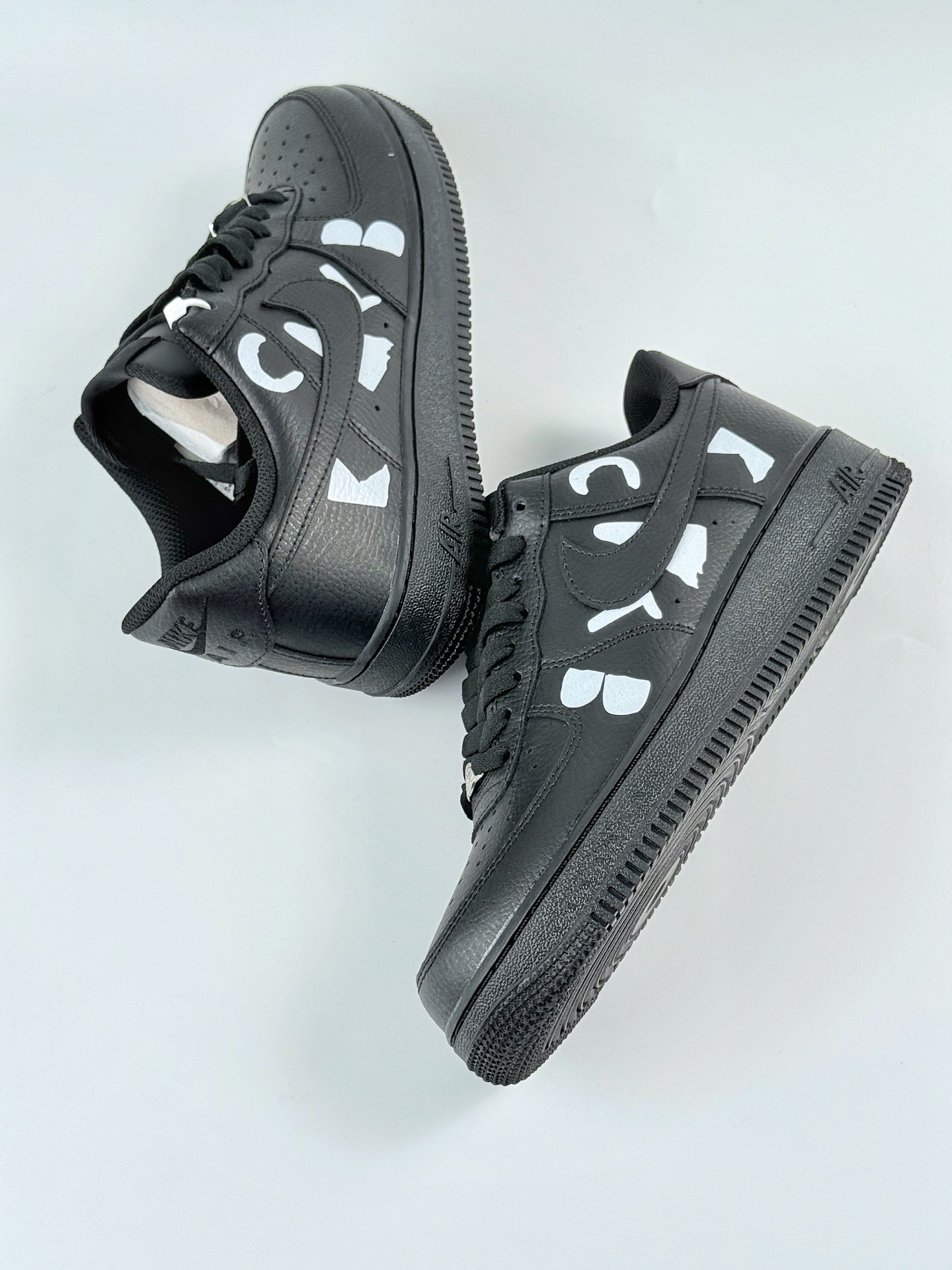 Black COMME des GARCONS x Nike Air Force 1 LOW 黑色 IB9949-001