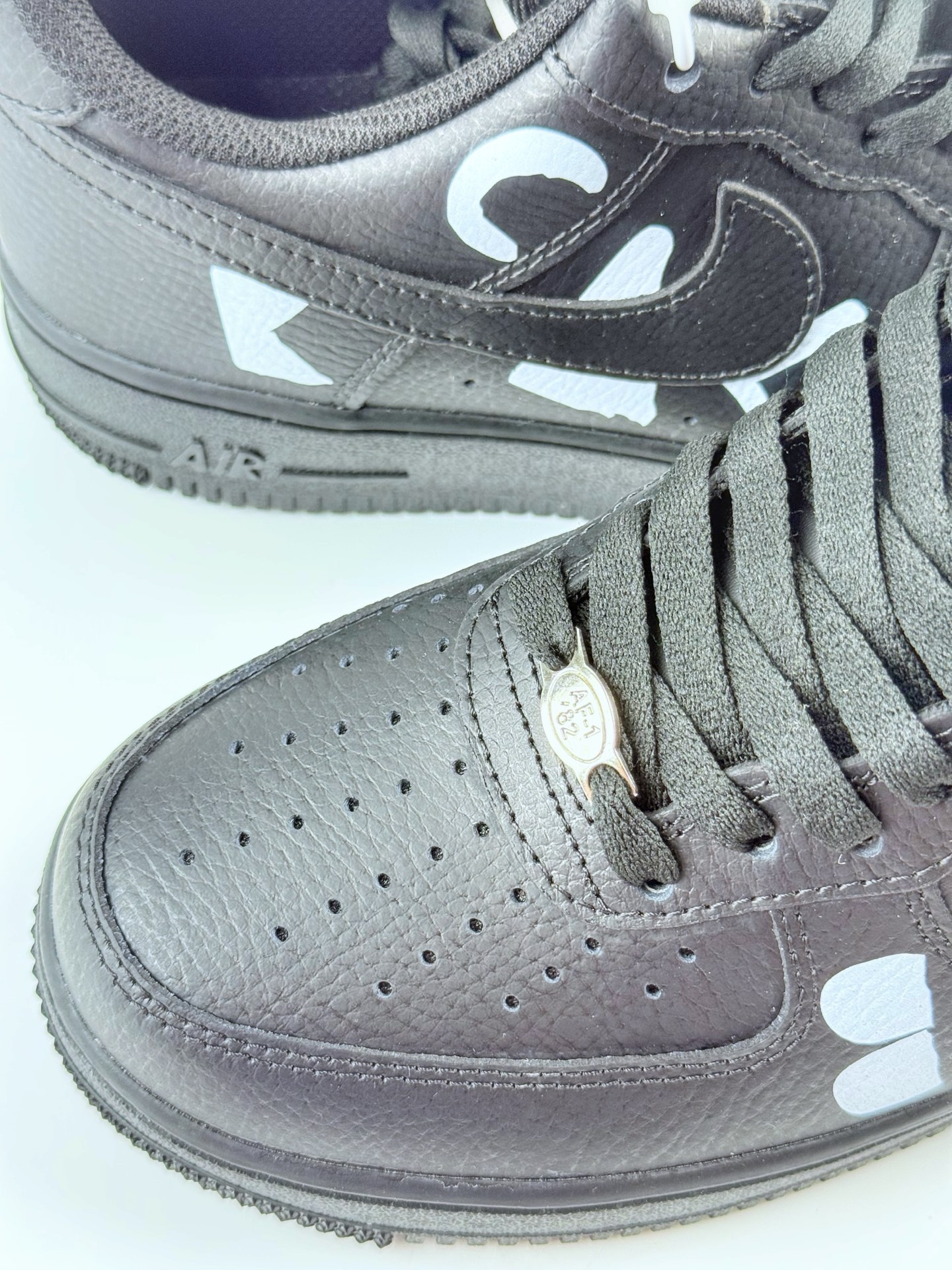 Black COMME des GARCONS x Nike Air Force 1 LOW 黑色 IB9949-001