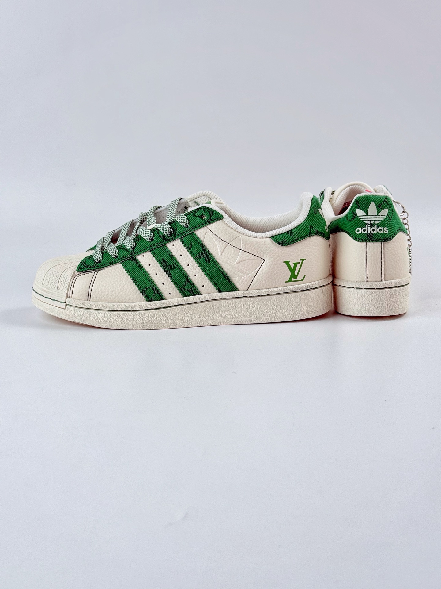AD Originals Superstar x Louis Vuitton 白绿满天星 XS0017