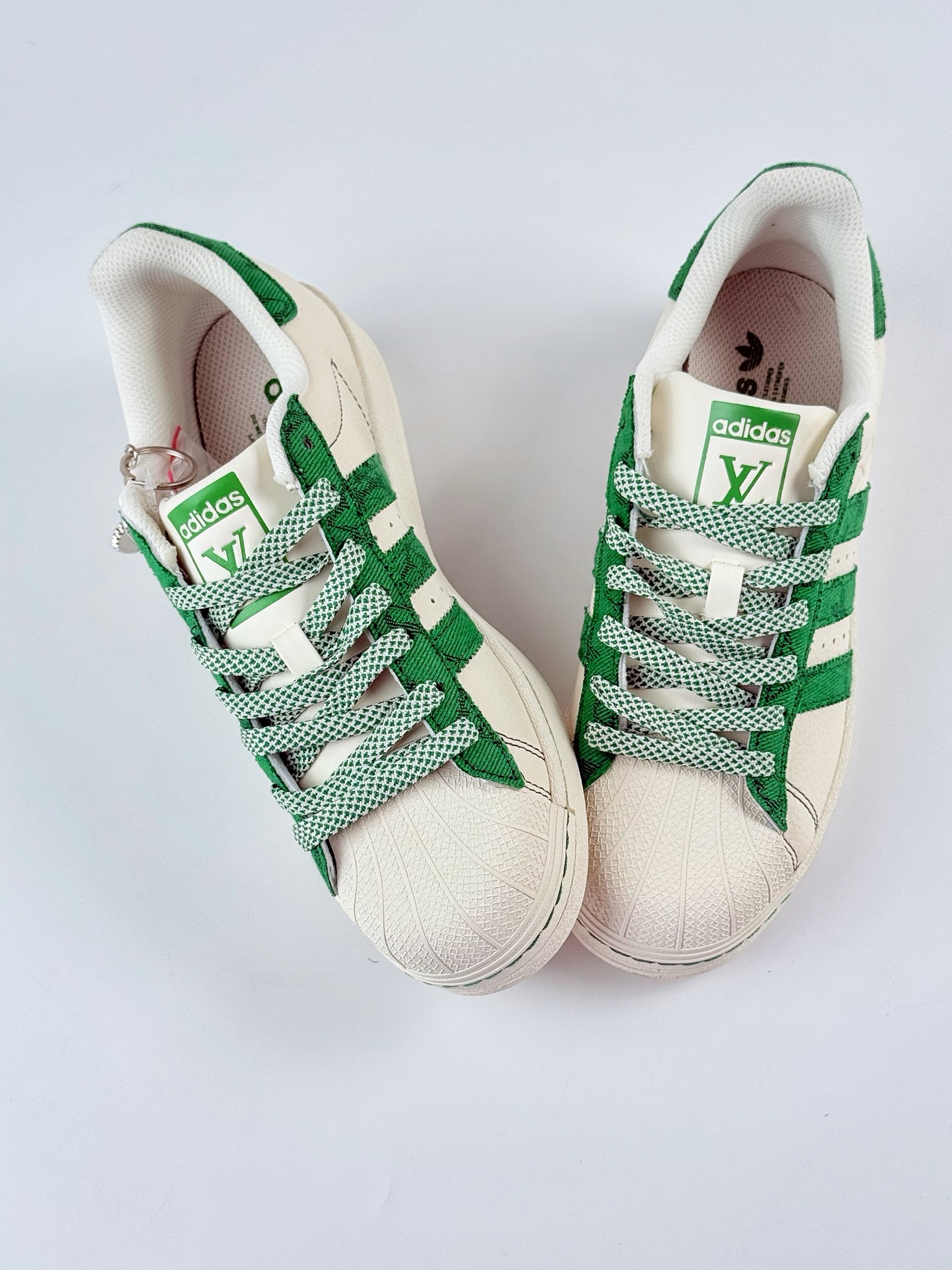 AD Originals Superstar x Louis Vuitton 白绿满天星 XS0017