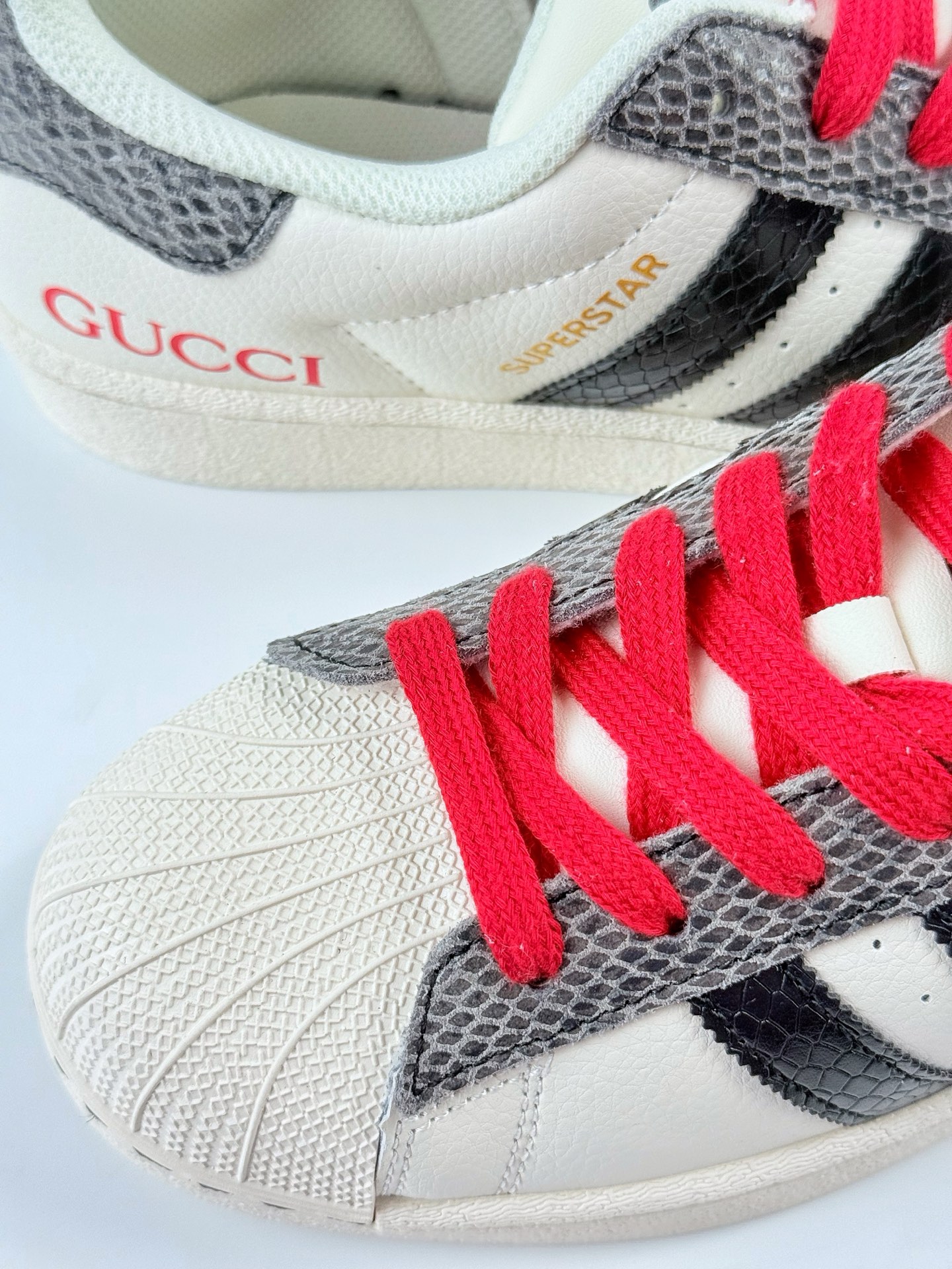 AD Originals Superstar x GUCCI 白黑红 JP9969