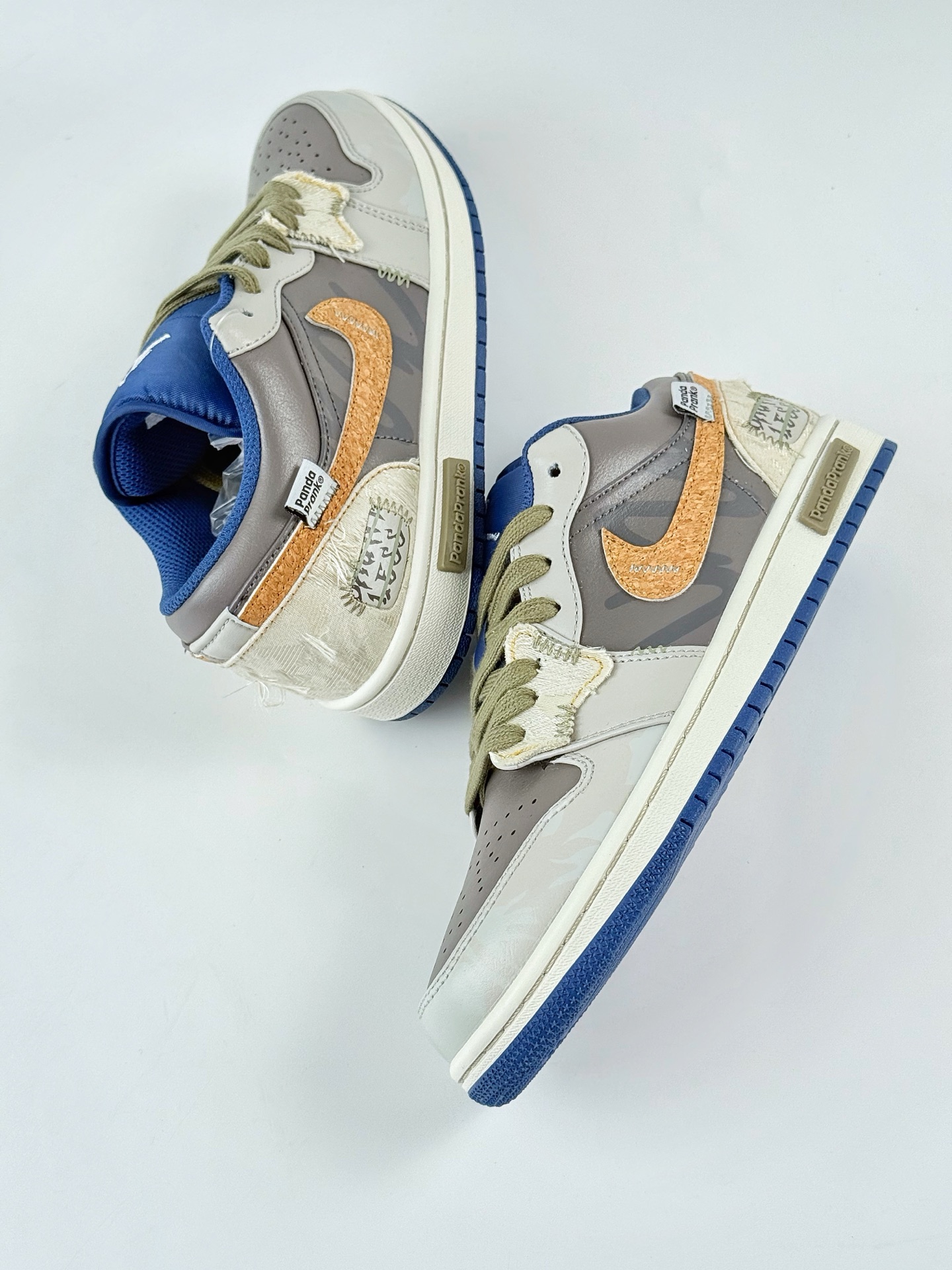 Air Jordan 1 Retro Low 熊猫恶作剧 拓荒骑士 荒无地 棕灰 553558-414