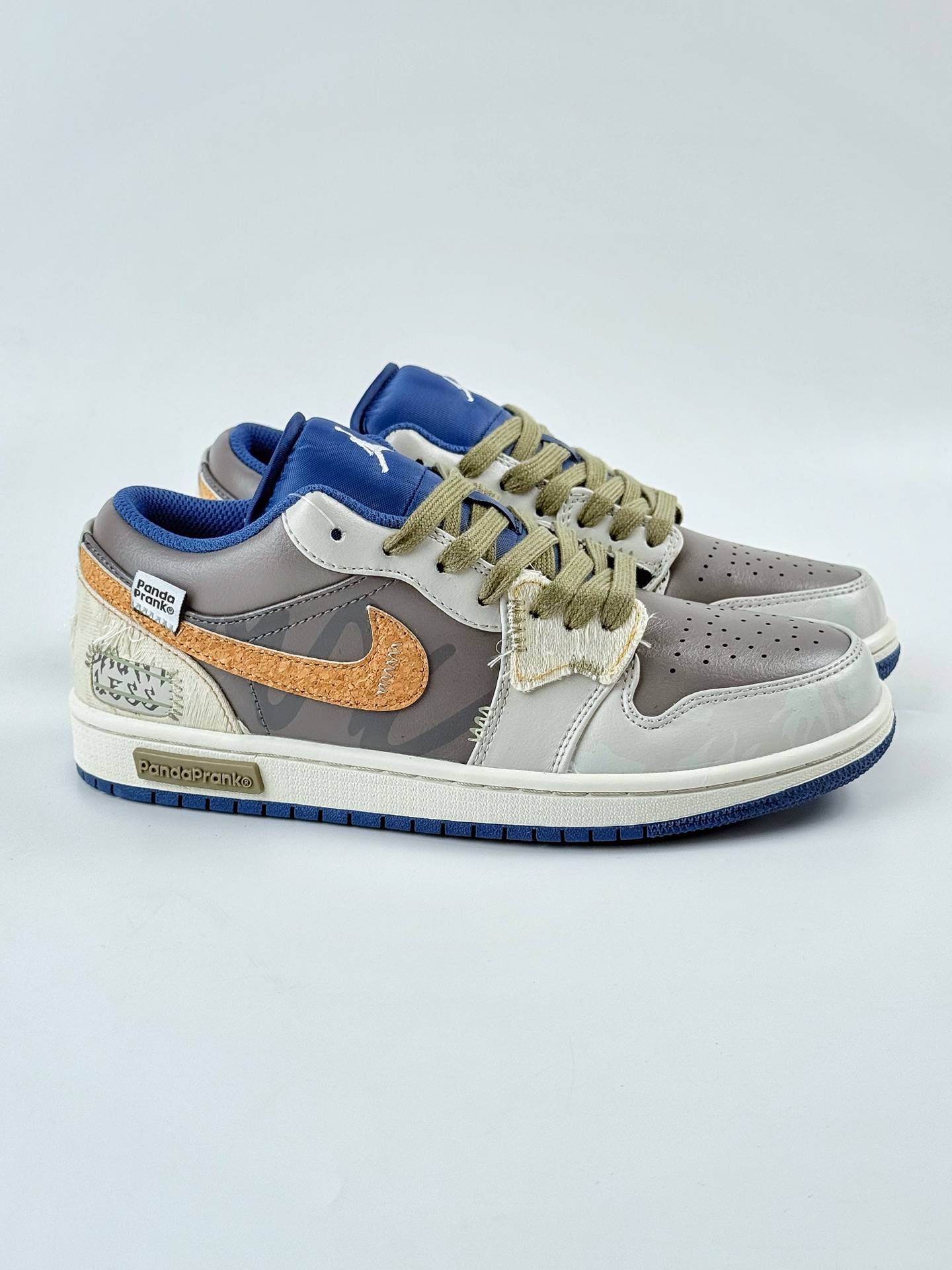 Air Jordan 1 Retro Low 熊猫恶作剧 拓荒骑士 荒无地 棕灰 553558-414