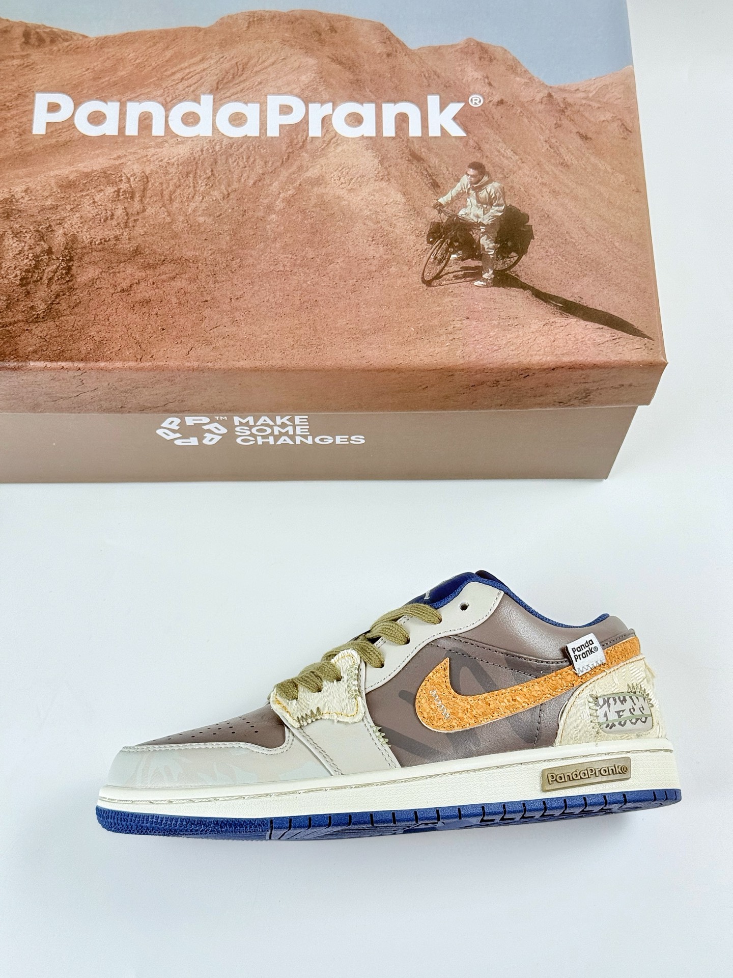 Air Jordan 1 Retro Low 熊猫恶作剧 拓荒骑士 荒无地 棕灰 553558-414