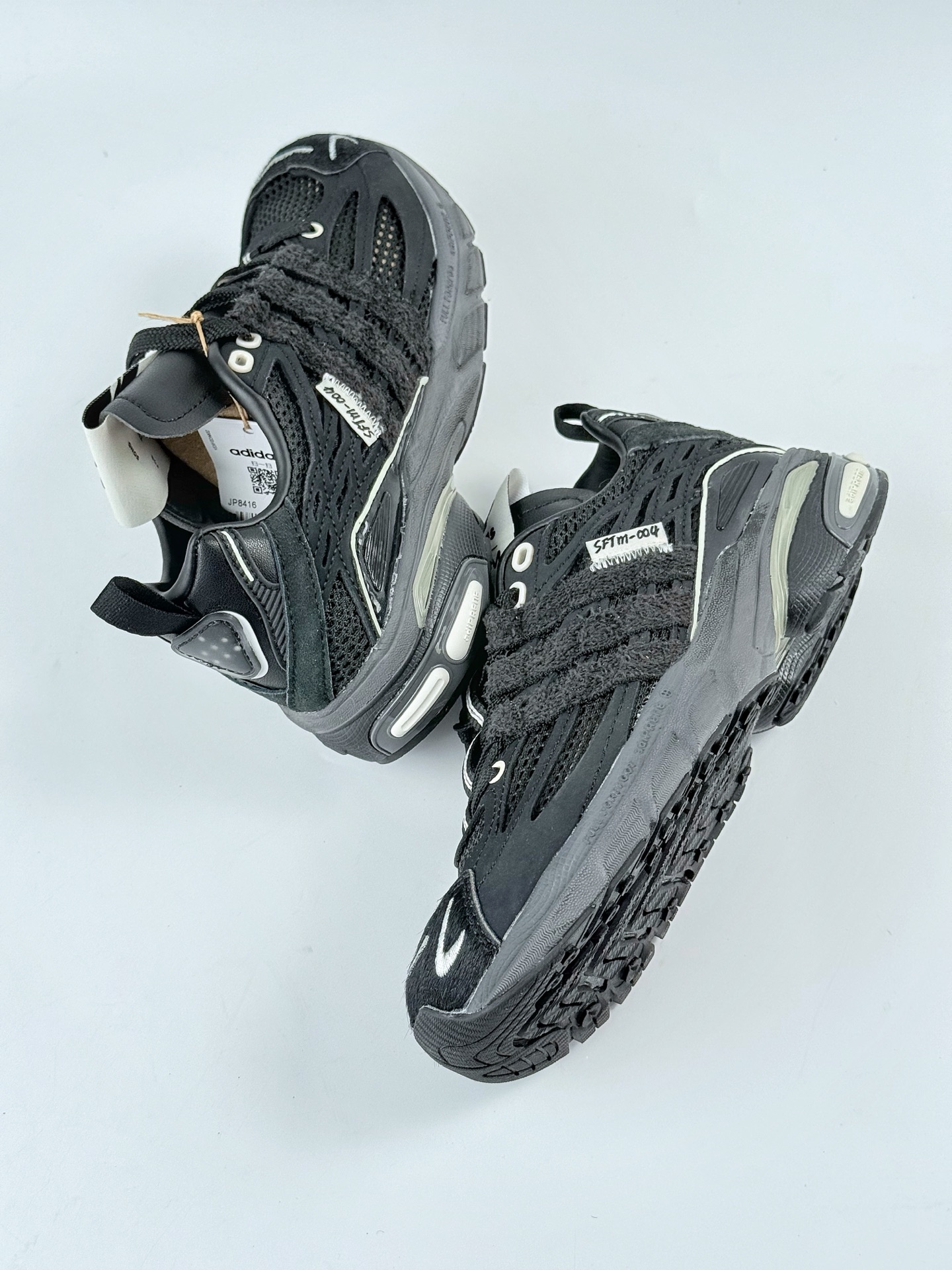 SONG FOR THE MUTE x adidas ADISTAR CUSHION 黑灰 JP8416 SONG FOR THE MUTE x adidas ADISTAR CUSHION 黑灰 JP8416