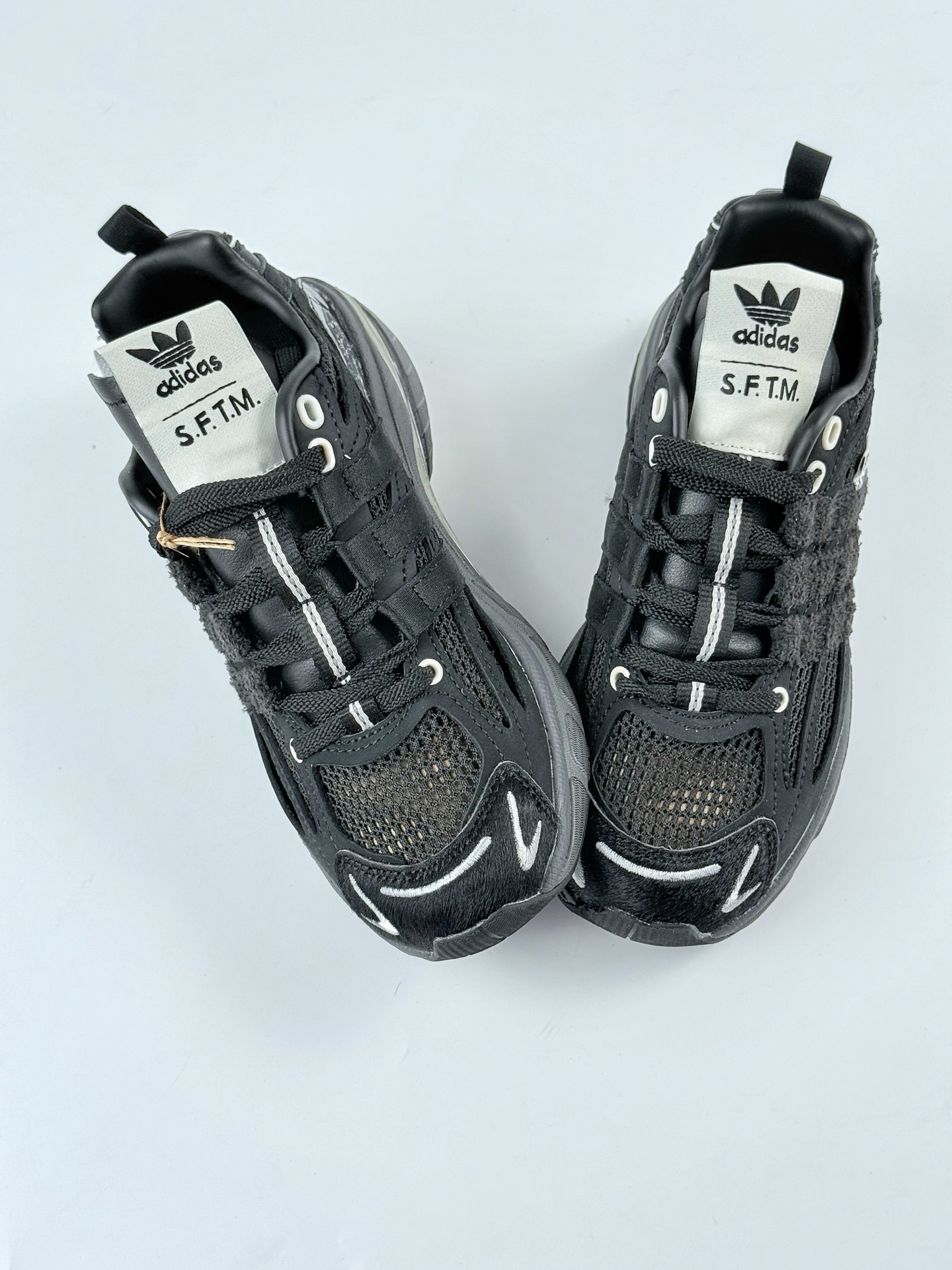 SONG FOR THE MUTE x adidas ADISTAR CUSHION 黑灰 JP8416 SONG FOR THE MUTE x adidas ADISTAR CUSHION 黑灰 JP8416