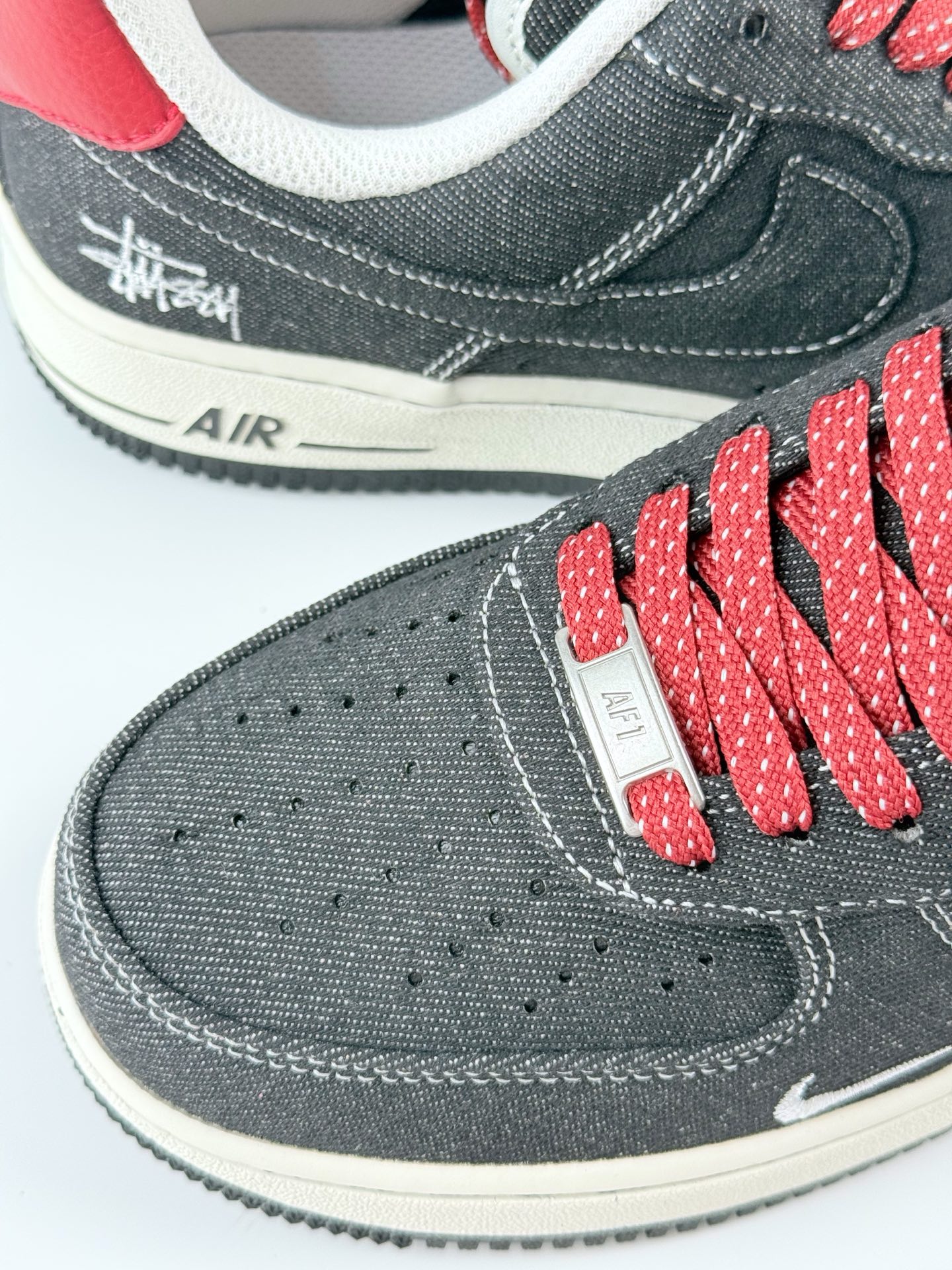 Nike Air Force 1 Low 07 x Stussy 黑红小勾满天星 LW9279-002