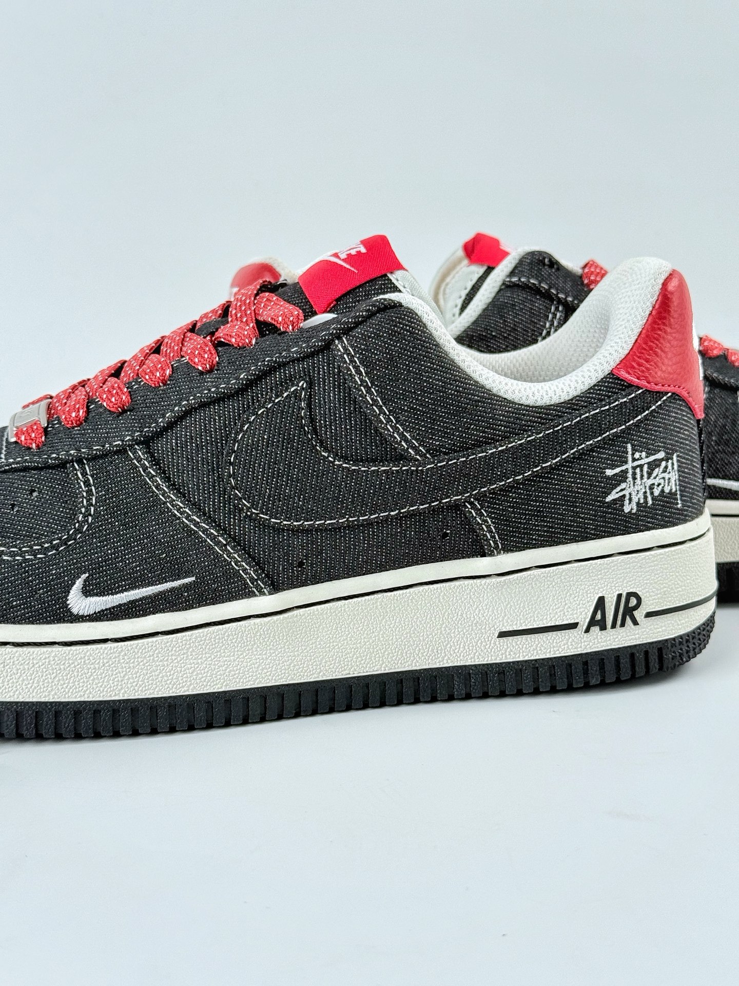 Nike Air Force 1 Low 07 x Stussy 黑红小勾满天星 LW9279-002
