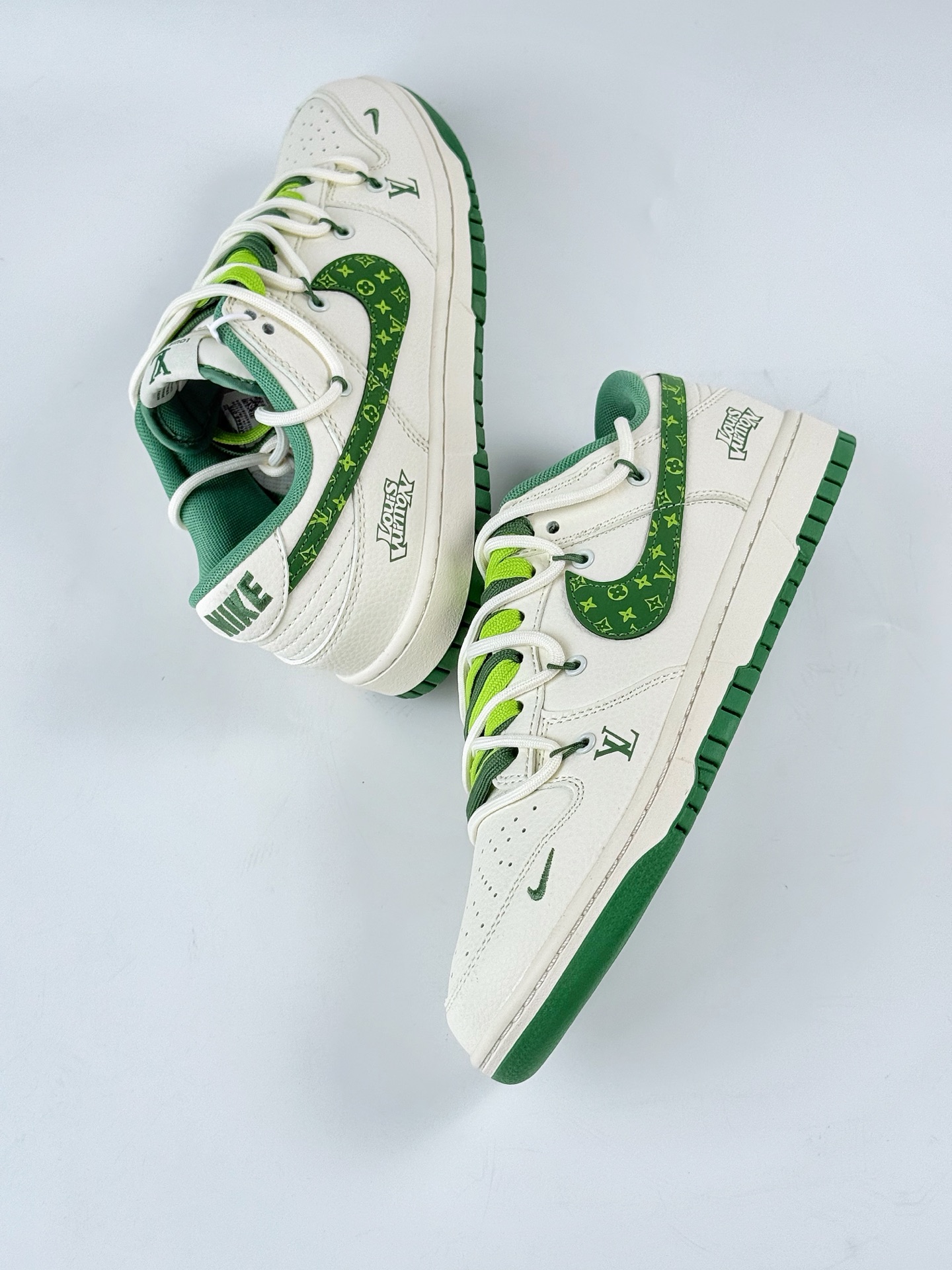 Nike SB Dunk Low x Louis Vuitton 白绿小勾  DM6868-075