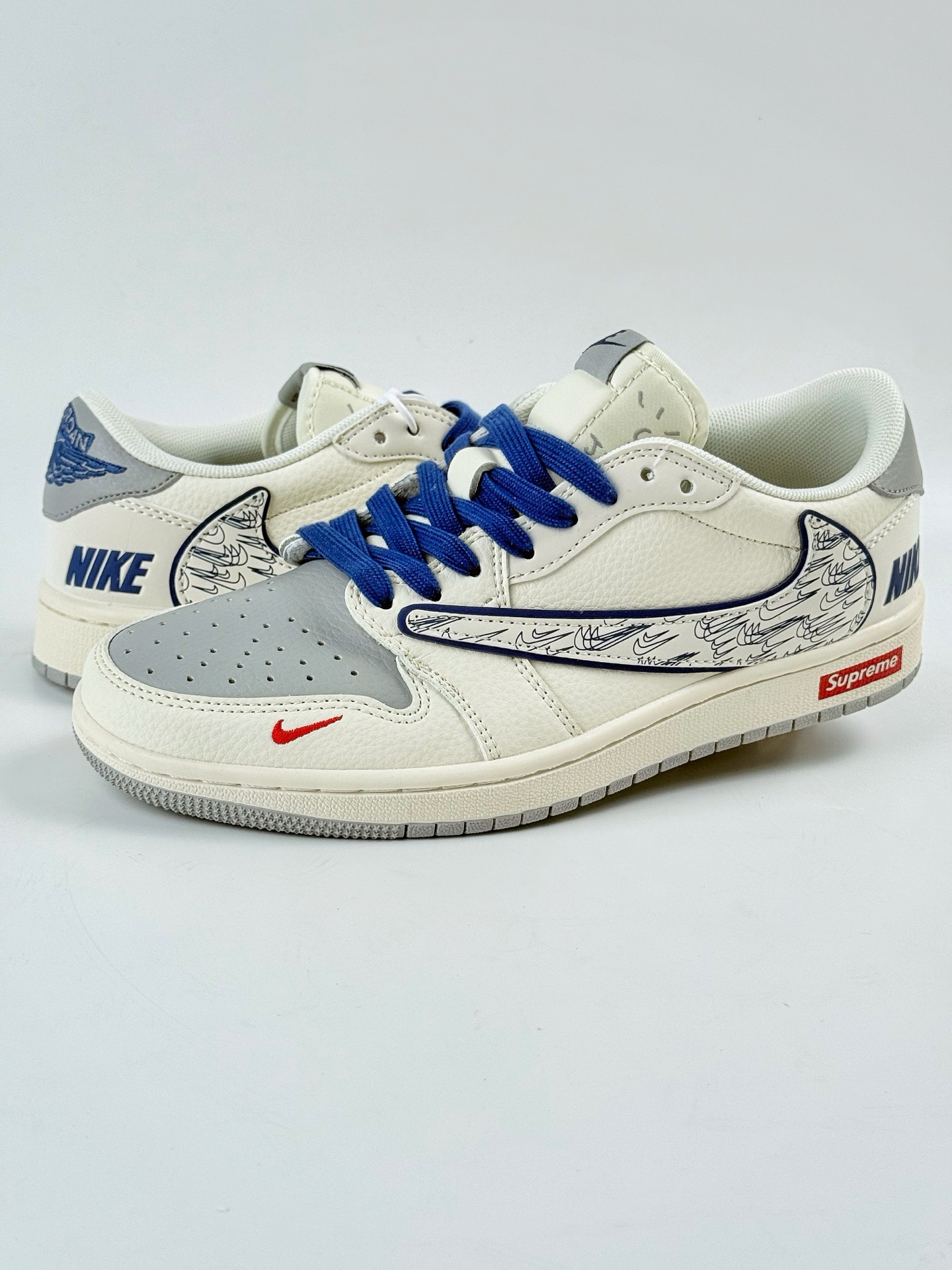 Travis Scott x Nike Air Jordan 1 Low x superme Air Jordan 1 Low 反转白灰蓝小勾倒钩  XS7089-597