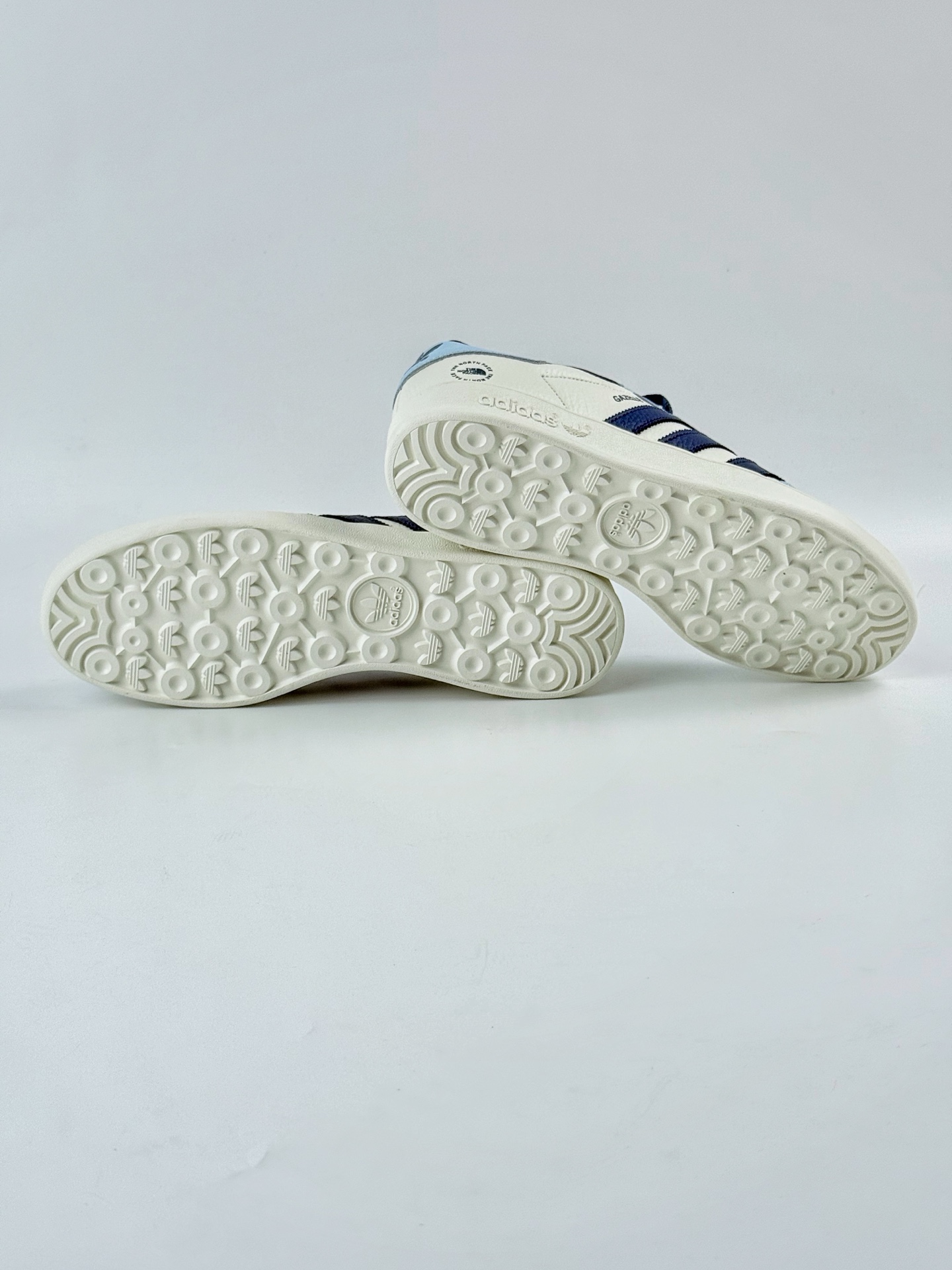 adidas Originals Gazelle INdoor x The North Face 三叶草休闲防滑耐磨低帮板鞋 DD6609