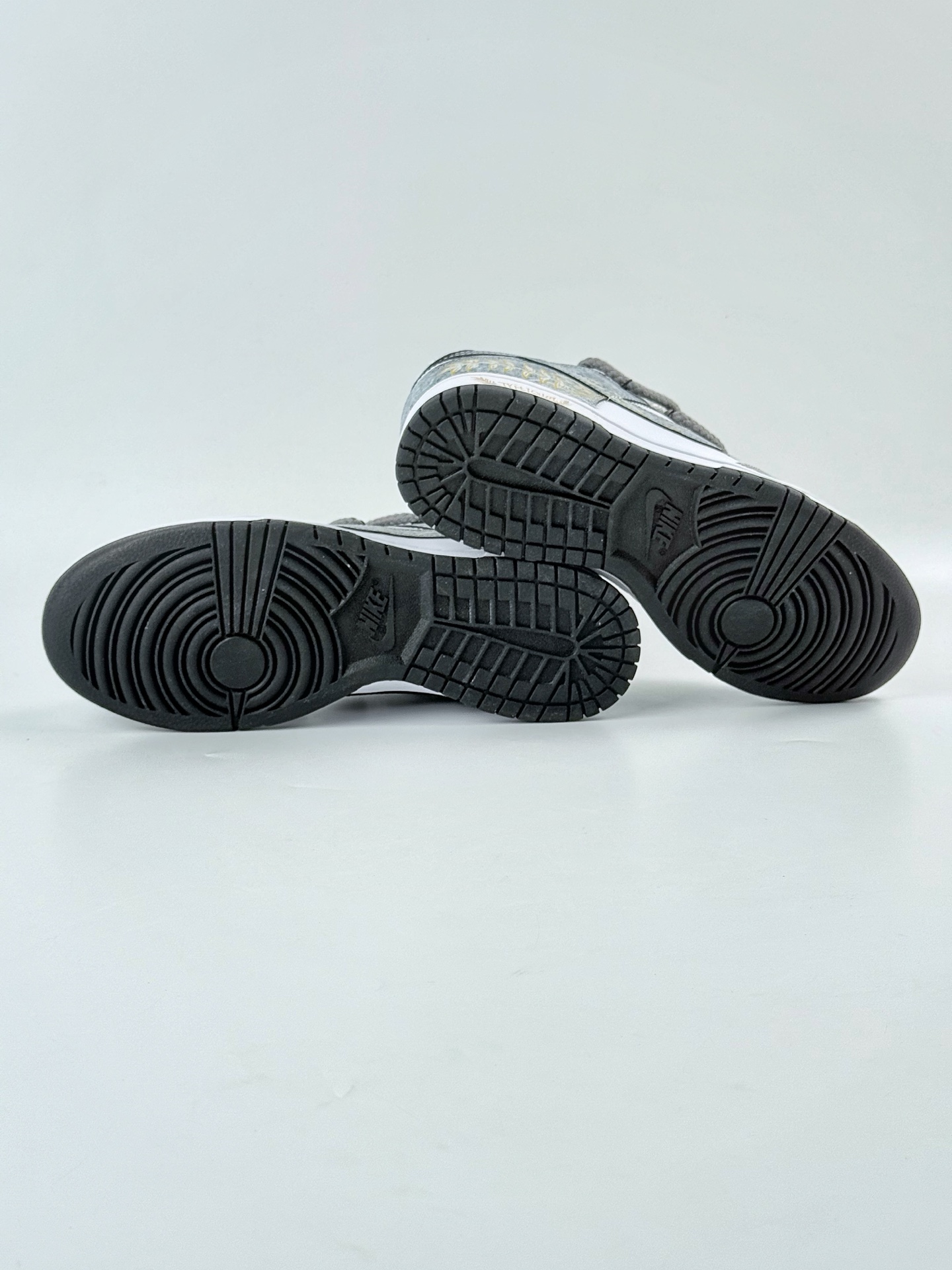 Nike SB Dunk Low 江浸月 风吹麦浪 灰白金  DD1391-100