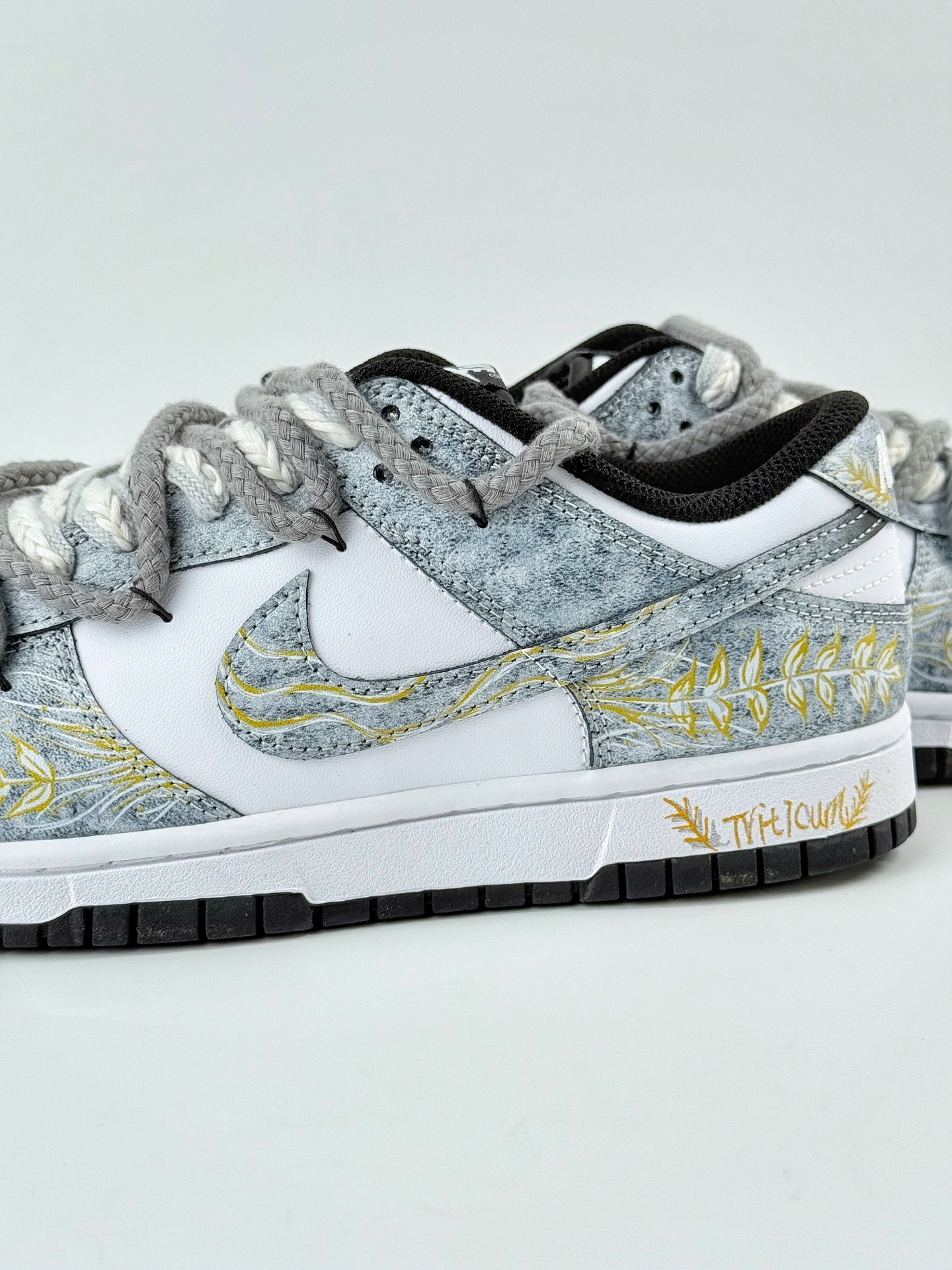 Nike SB Dunk Low 江浸月 风吹麦浪 灰白金  DD1391-100