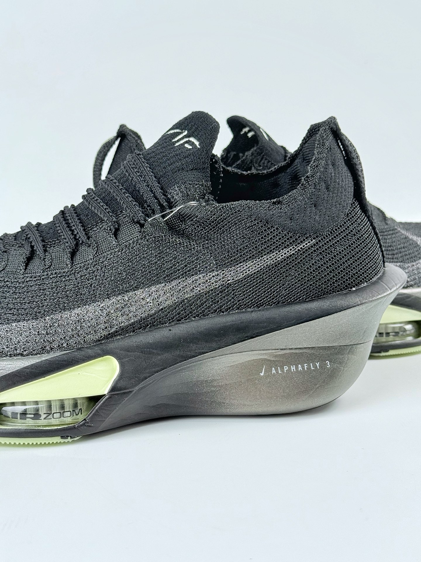 Nike Air Zoom Alphafly NEXT% 3 阿尔法 马拉松 3.0 减震马拉松跑步鞋  HV6350-001