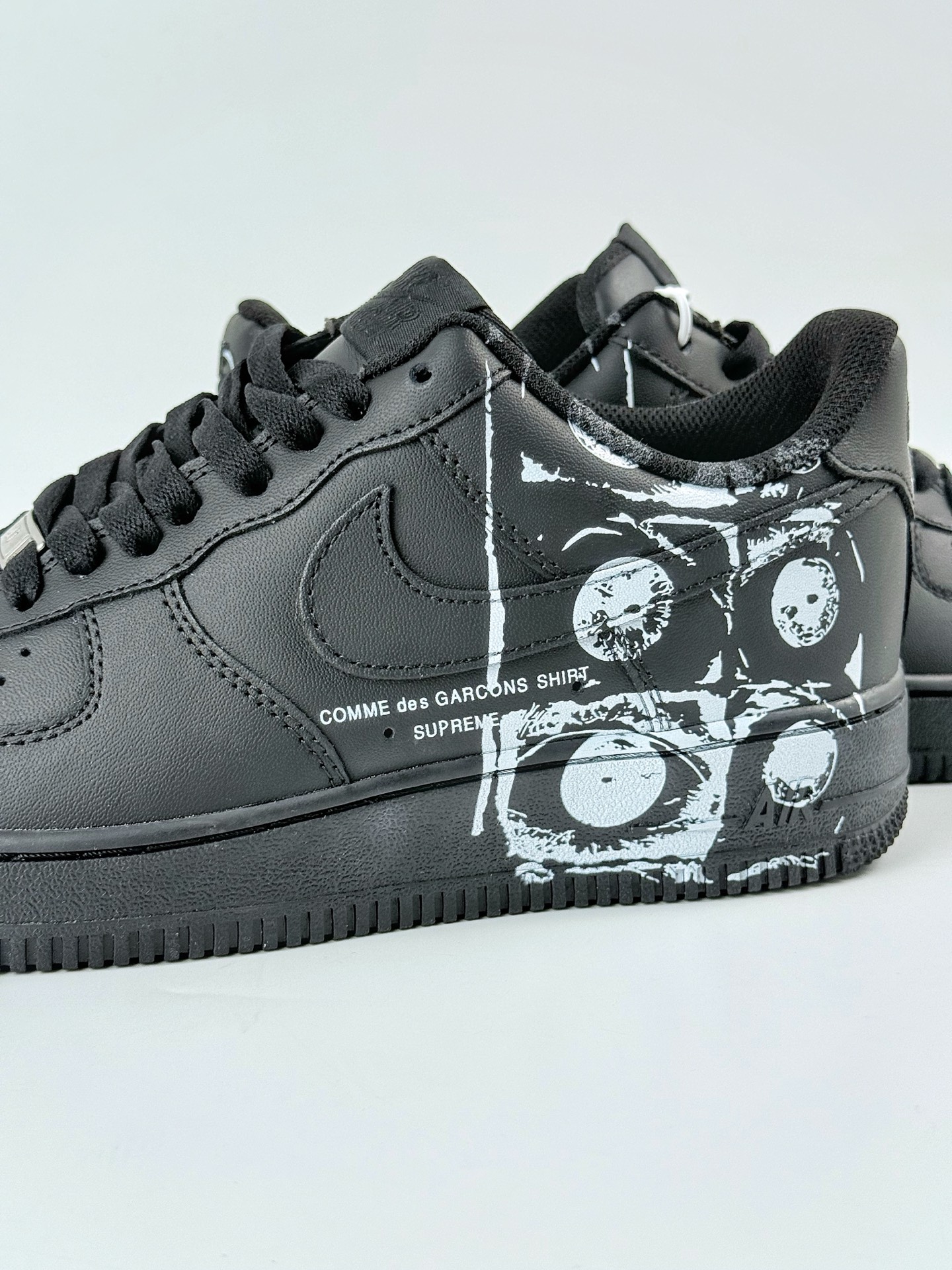 Nike Air Force 1 Low 07 x Supreme 纯黑涂鸦  923044-101