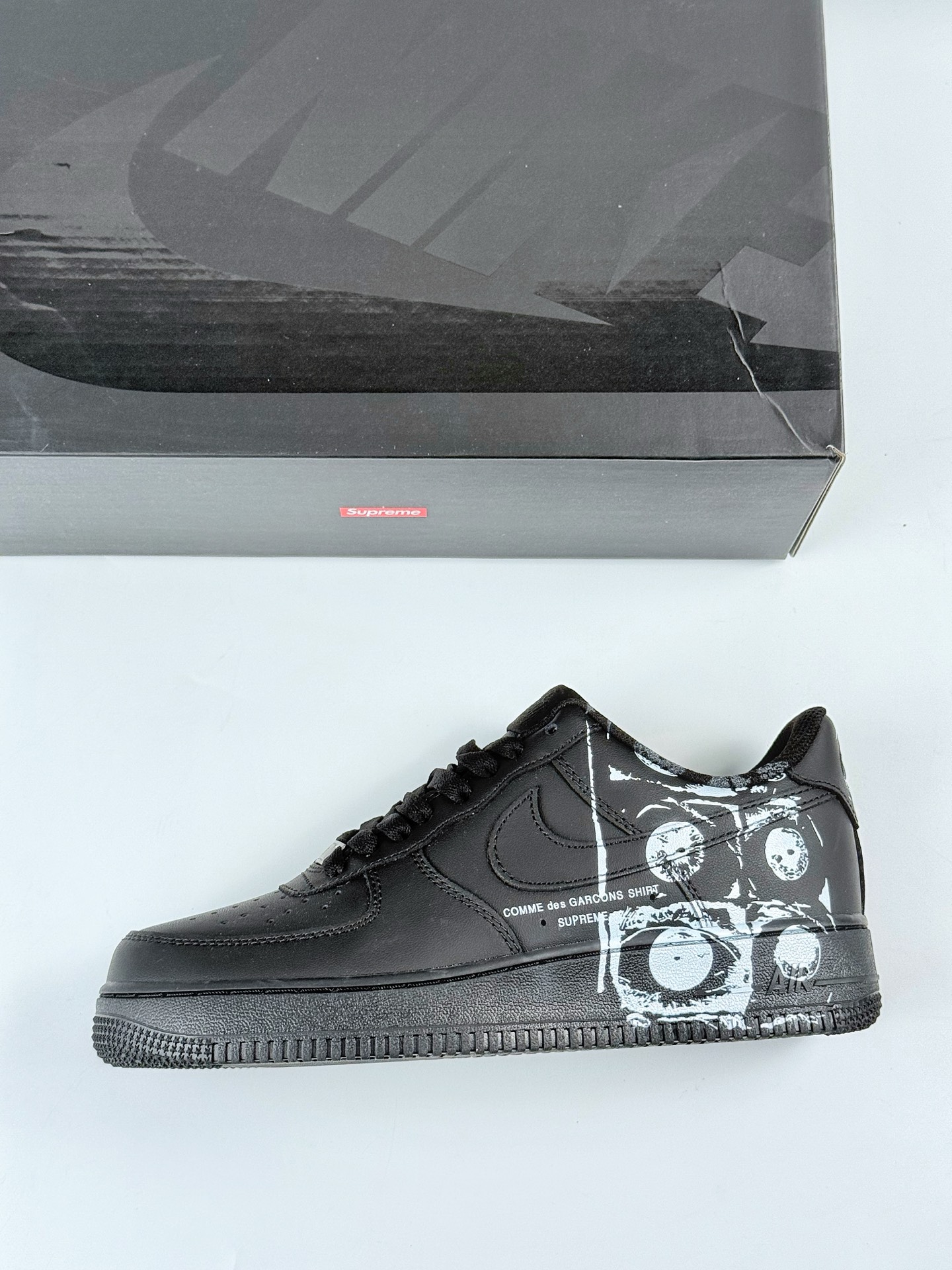 Nike Air Force 1 Low 07 x Supreme 纯黑涂鸦  923044-101
