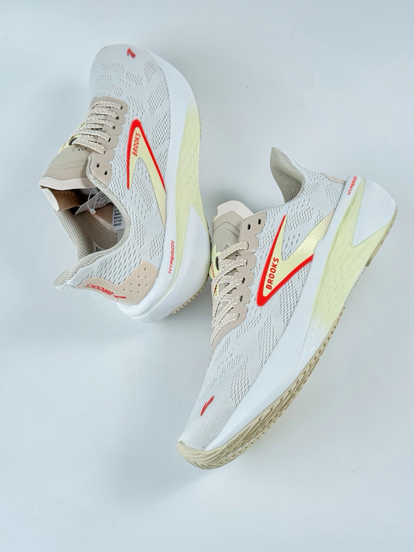 Brooks Hyperion Max 2 布鲁克斯 烈风2系列低帮透气缓震支撑休闲运动慢跑鞋 120421 1B 173 Brooks Hyperion Max 2 布鲁克斯 烈风2系列低帮透气缓震支撑休闲运动慢跑鞋 120421 1B 173