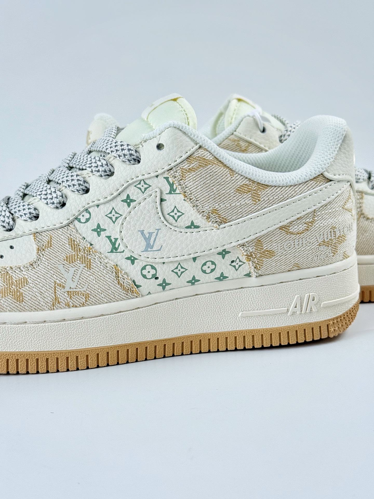 Nike Air Force 1 Low 07 x Louis Vuitton 白黄满天星  YX5066-330