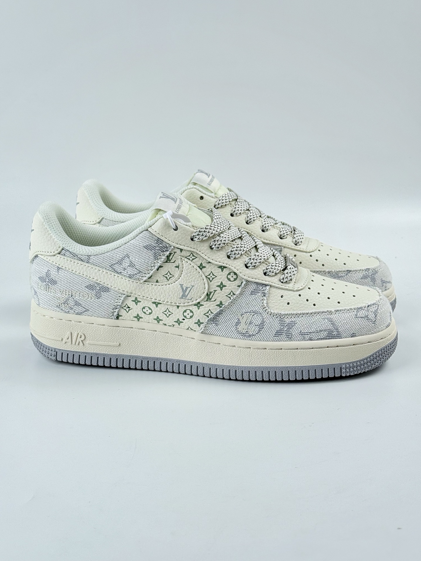 Nike Air Force 1 Low 07 x Louis Vuitton 白蓝满天星  YX5066-331