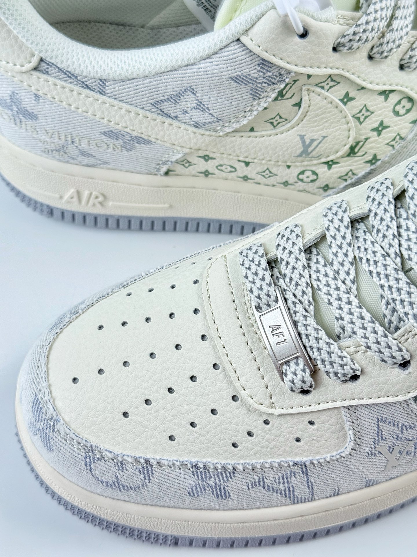 Nike Air Force 1 Low 07 x Louis Vuitton 白蓝满天星  YX5066-331