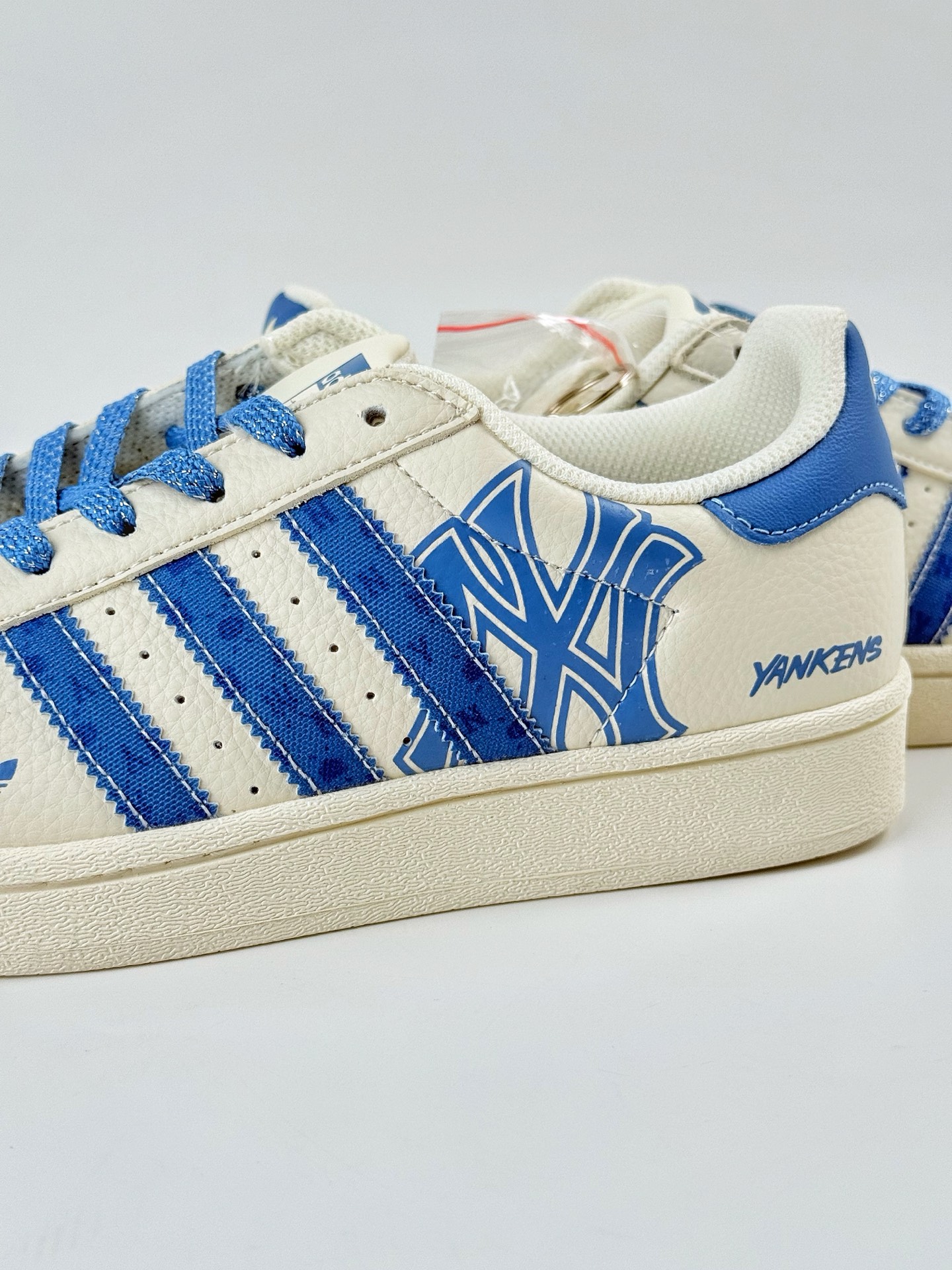 AD Originals Superstar x MLB 白蓝满天星  XS0012