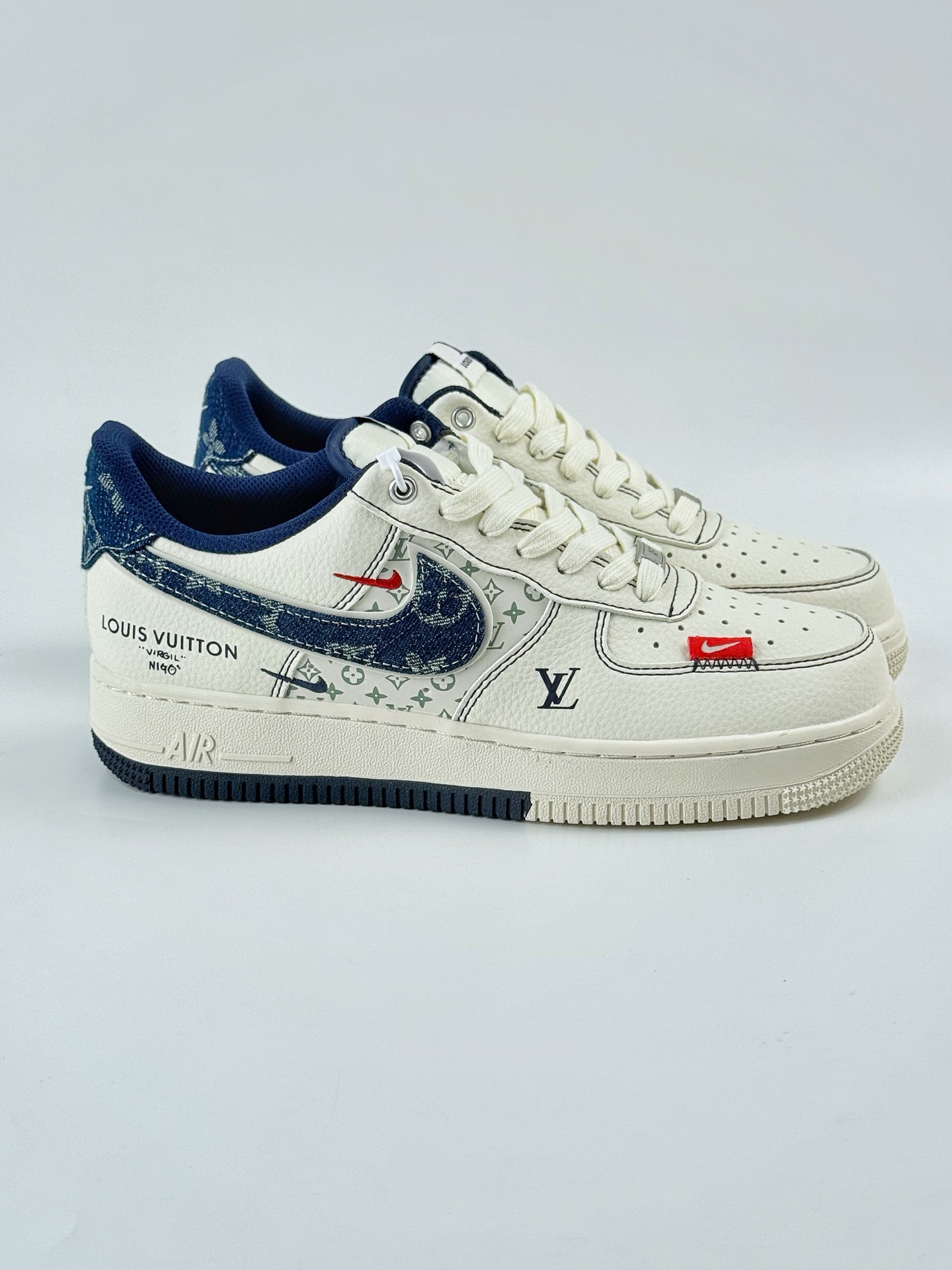 Nike Air Force 1 Low 07 x Louis Vuitton 白蓝双小勾 YX5066-342 Nike Air Force 1 Low 07 x Louis Vuitton 白蓝双小勾 YX5066-342