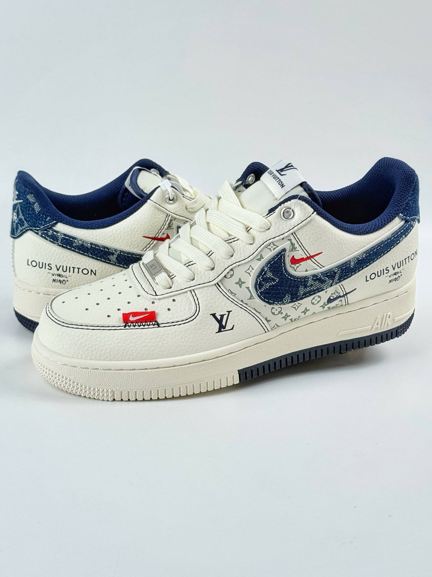 Nike Air Force 1 Low 07 x Louis Vuitton 白蓝双小勾 YX5066-342 Nike Air Force 1 Low 07 x Louis Vuitton 白蓝双小勾 YX5066-342