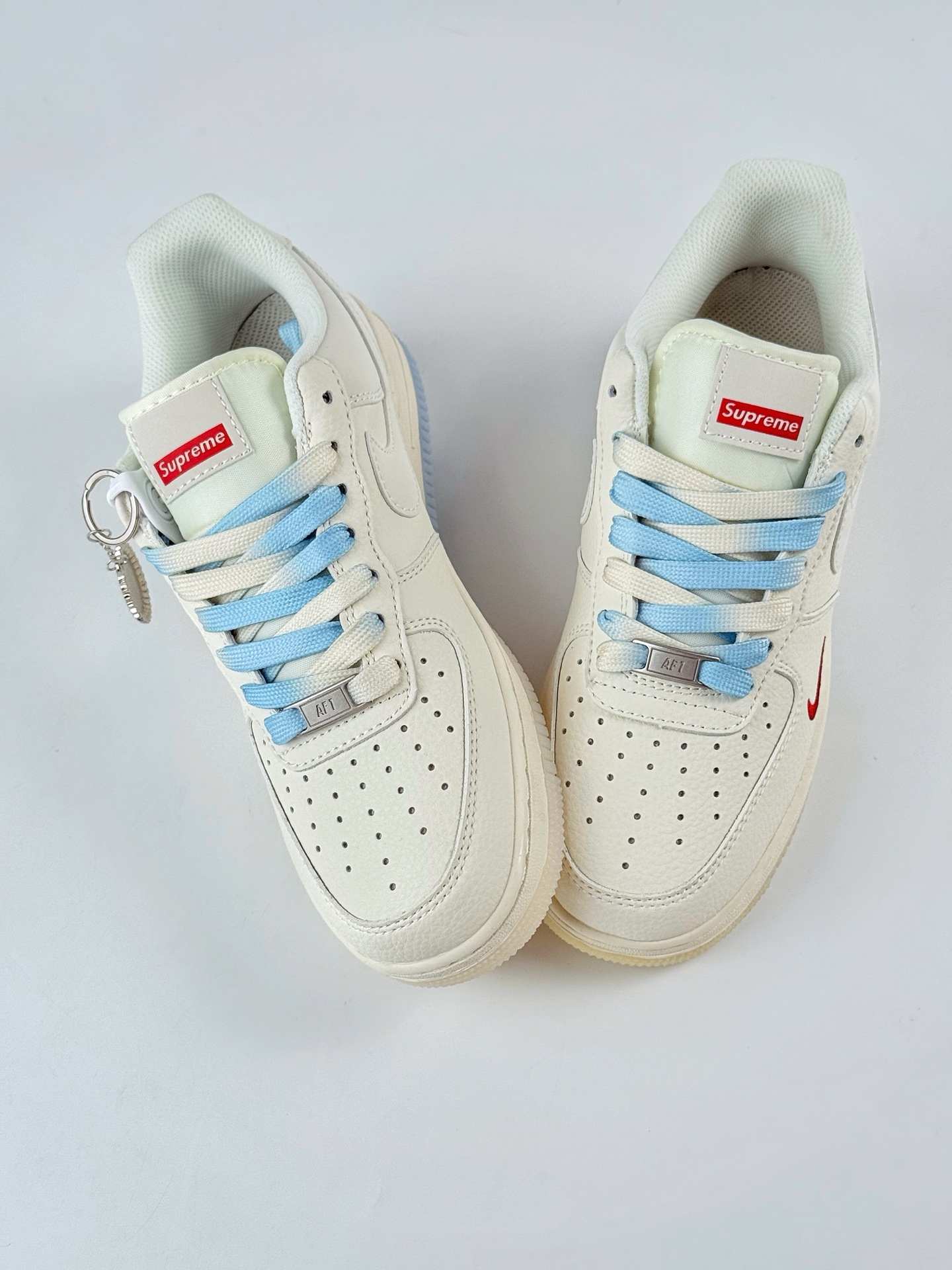 Nike Air Force 1 Low 07 x superme 米白蓝三小勾 XX3168-179 Nike Air Force 1 Low 07 x superme 米白蓝三小勾 XX3168-179