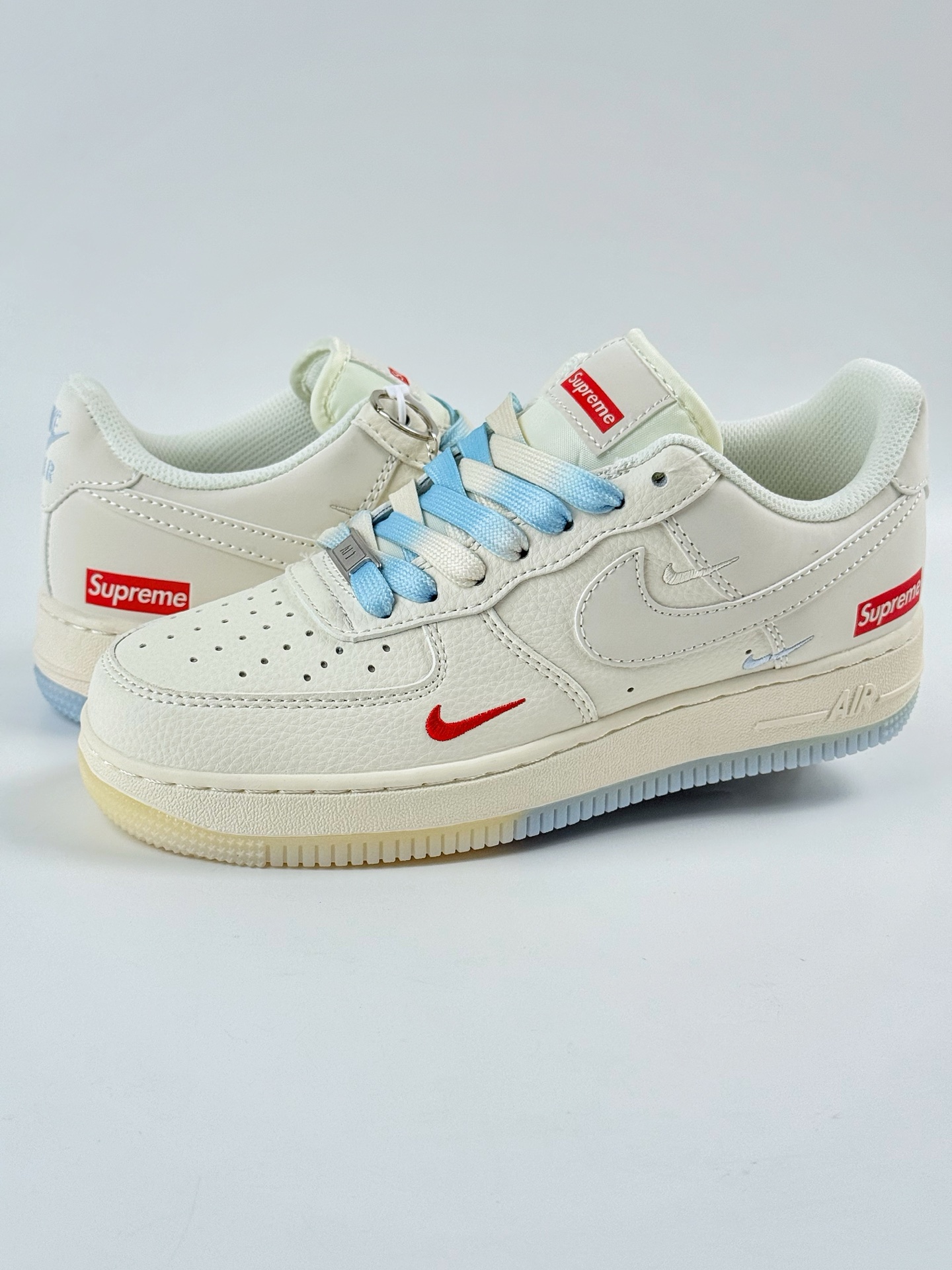 Nike Air Force 1 Low 07 x superme 米白蓝三小勾 XX3168-179 Nike Air Force 1 Low 07 x superme 米白蓝三小勾 XX3168-179