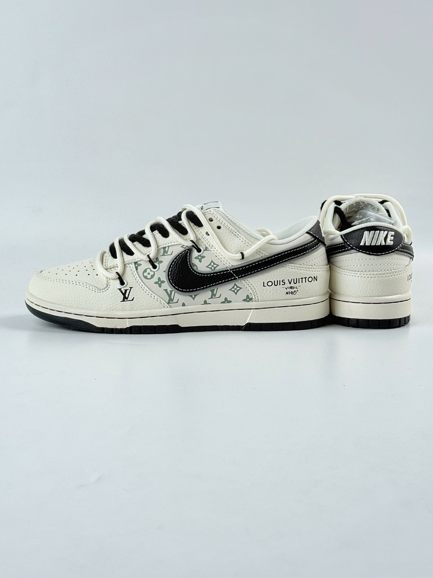 Nike SB Dunk Low x Louis Vuitton 白黑绑带 YX5066-337 Nike SB Dunk Low x Louis Vuitton 白黑绑带 YX5066-337