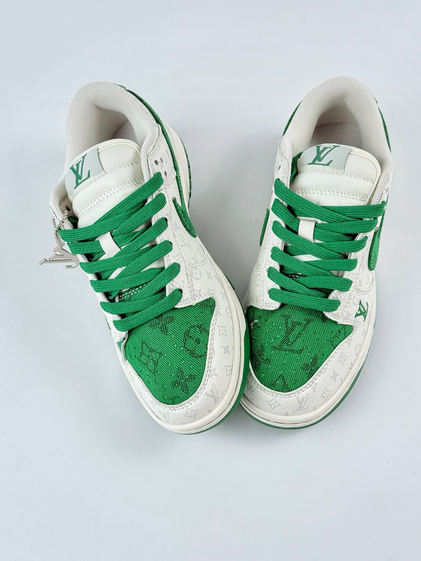 Nike SB Dunk Low x Louis Vuitton 白绿  SC9772-805