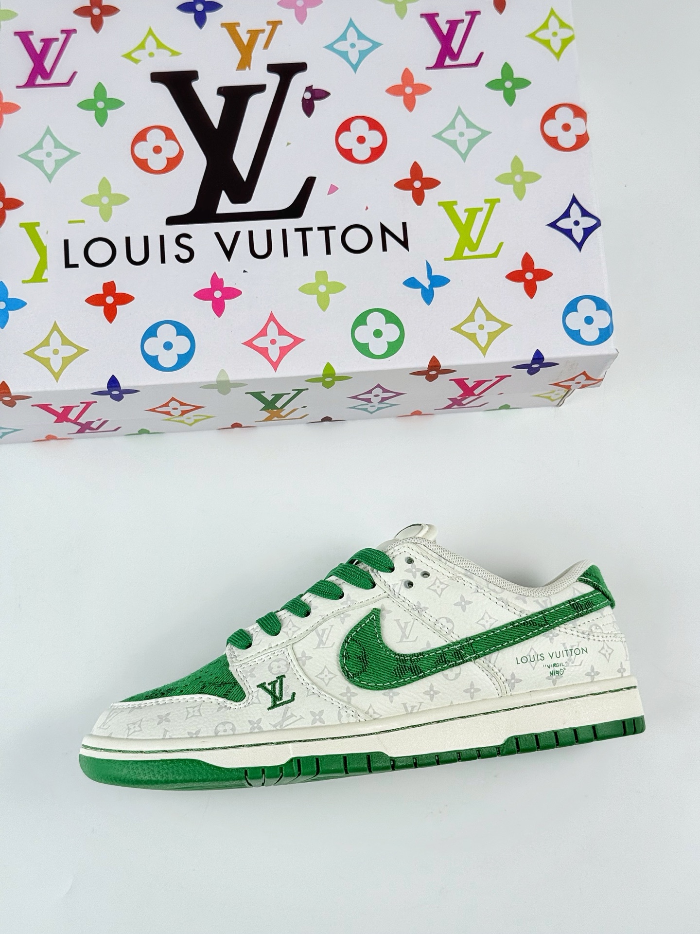 Nike SB Dunk Low x Louis Vuitton 白绿  SC9772-805