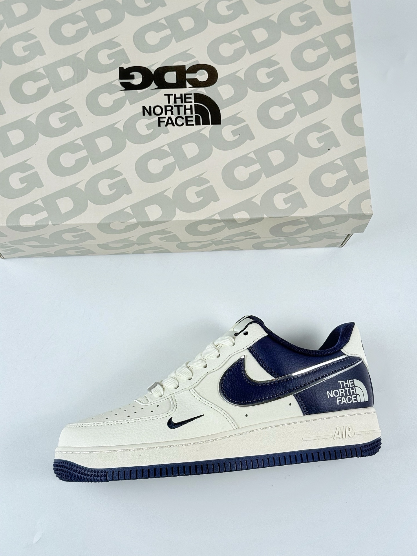 Nike Air Force 1 Low 07 x The North Face 白蓝小勾 ZH2598-318