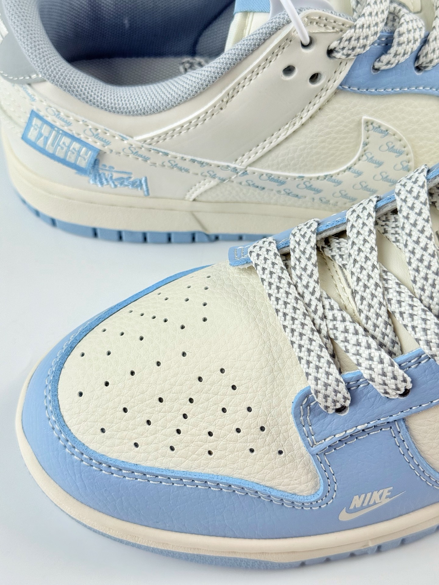 Nike SB Dunk Low x Stussy 蓝白小勾满天星  XS6089-591