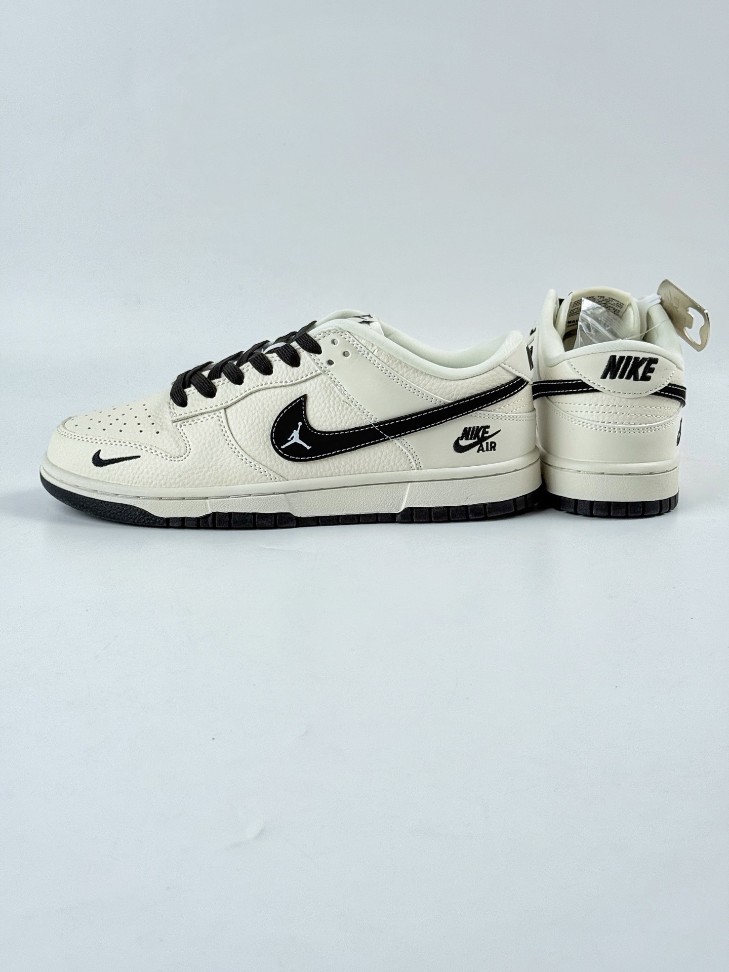 Nike SB Dunk Low x Nike Air 白黑小勾  LW1818-118