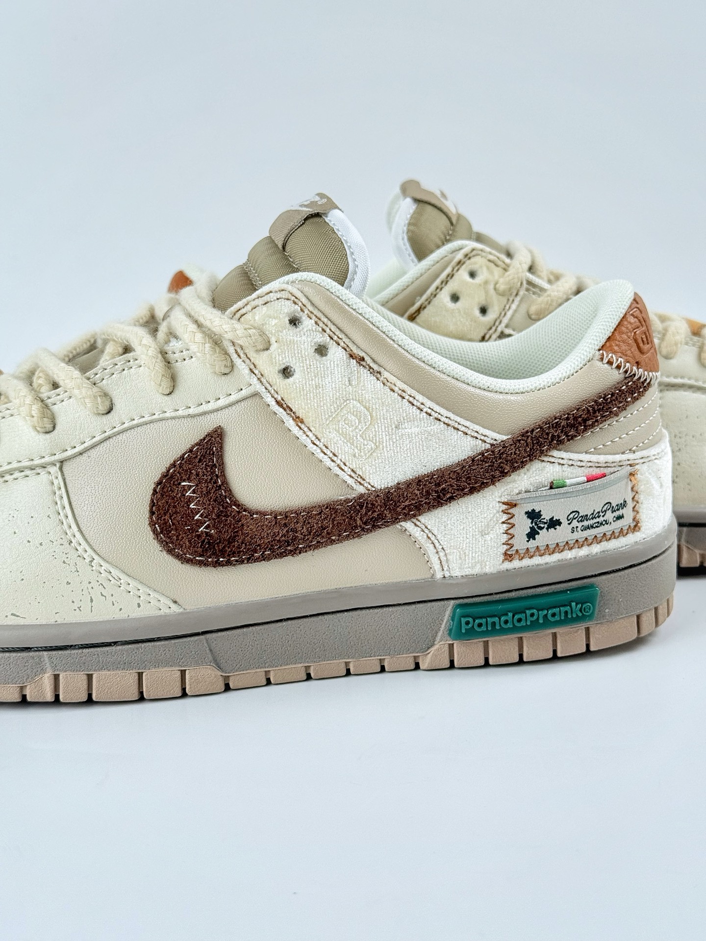 Nike SB Dunk Low ”Double Swoosh” 熊猫恶作剧 冬梦奇缘 御光 米褐 HQ1175-240