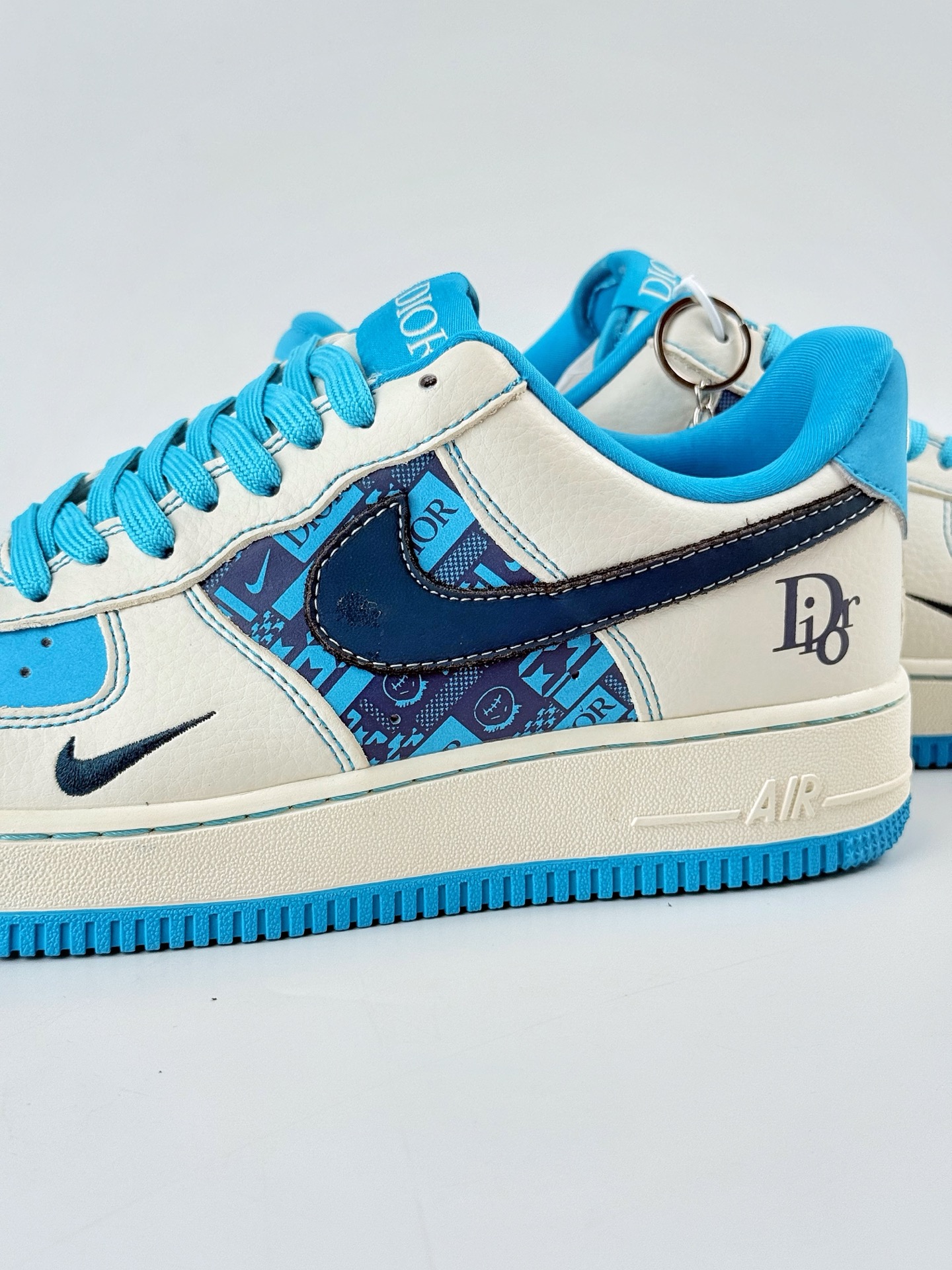 Nike Air Force 1 Low 07 x DIOR 白蓝小钩 KK1988-088 Nike Air Force 1 Low 07 x DIOR 白蓝小钩 KK1988-088