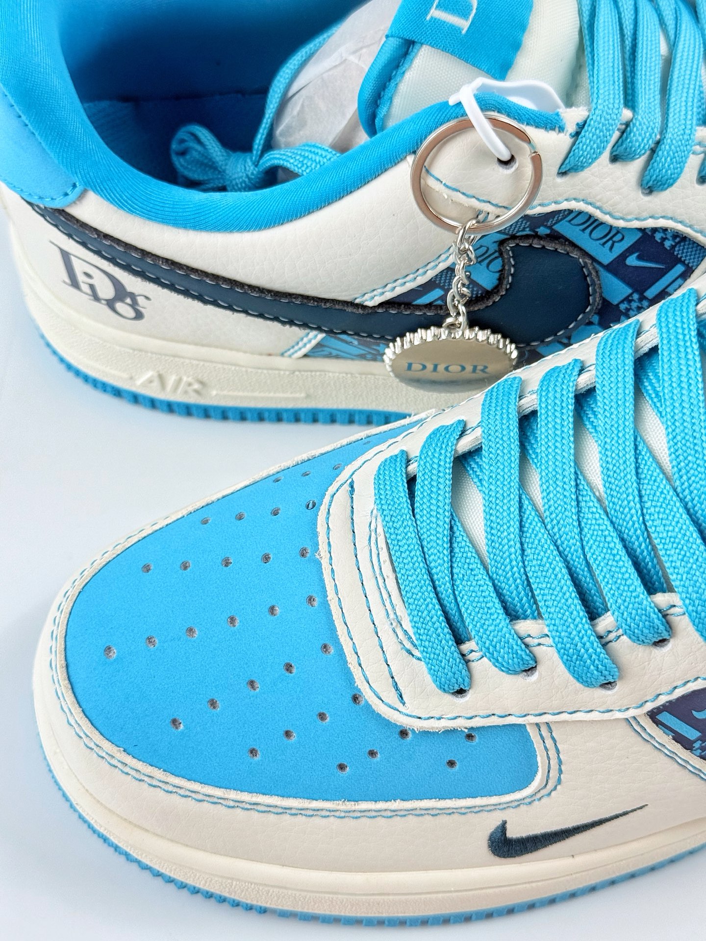Nike Air Force 1 Low 07 x DIOR 白蓝小钩 KK1988-088 Nike Air Force 1 Low 07 x DIOR 白蓝小钩 KK1988-088