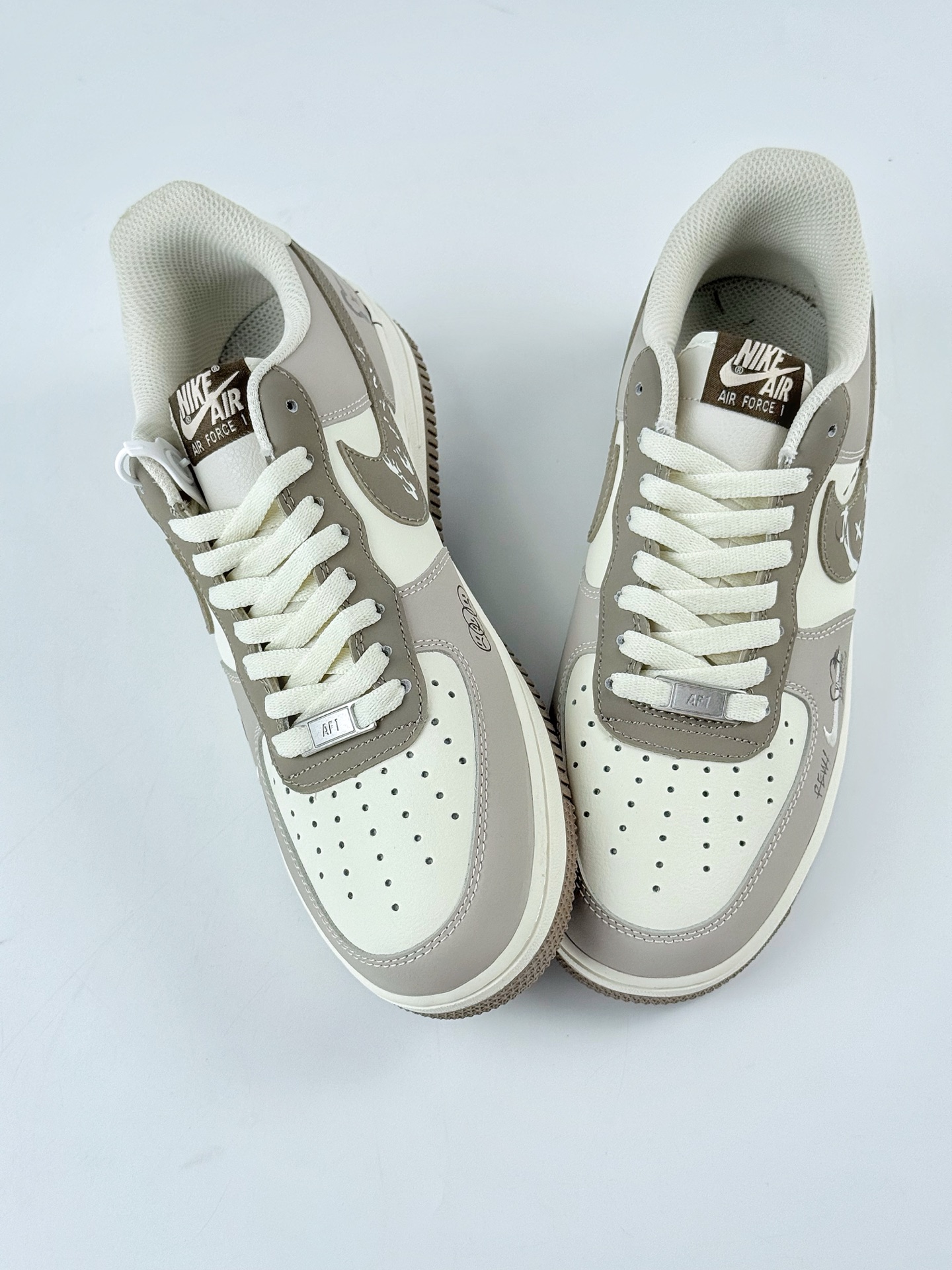 Nike Air Force 1 Low 07 米粽小钩涂鸦 DB3301-881