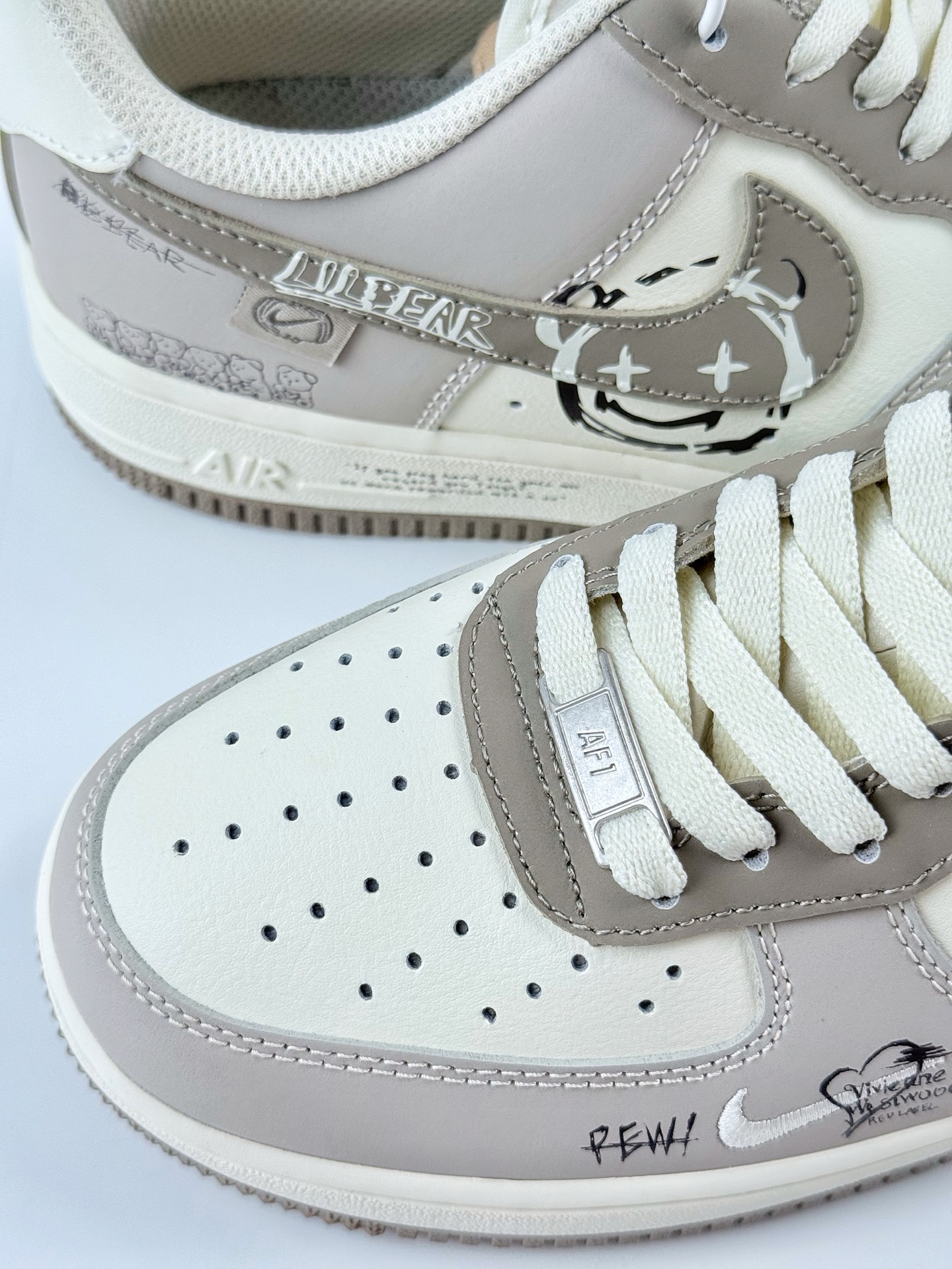 Nike Air Force 1 Low 07 米粽小钩涂鸦 DB3301-881