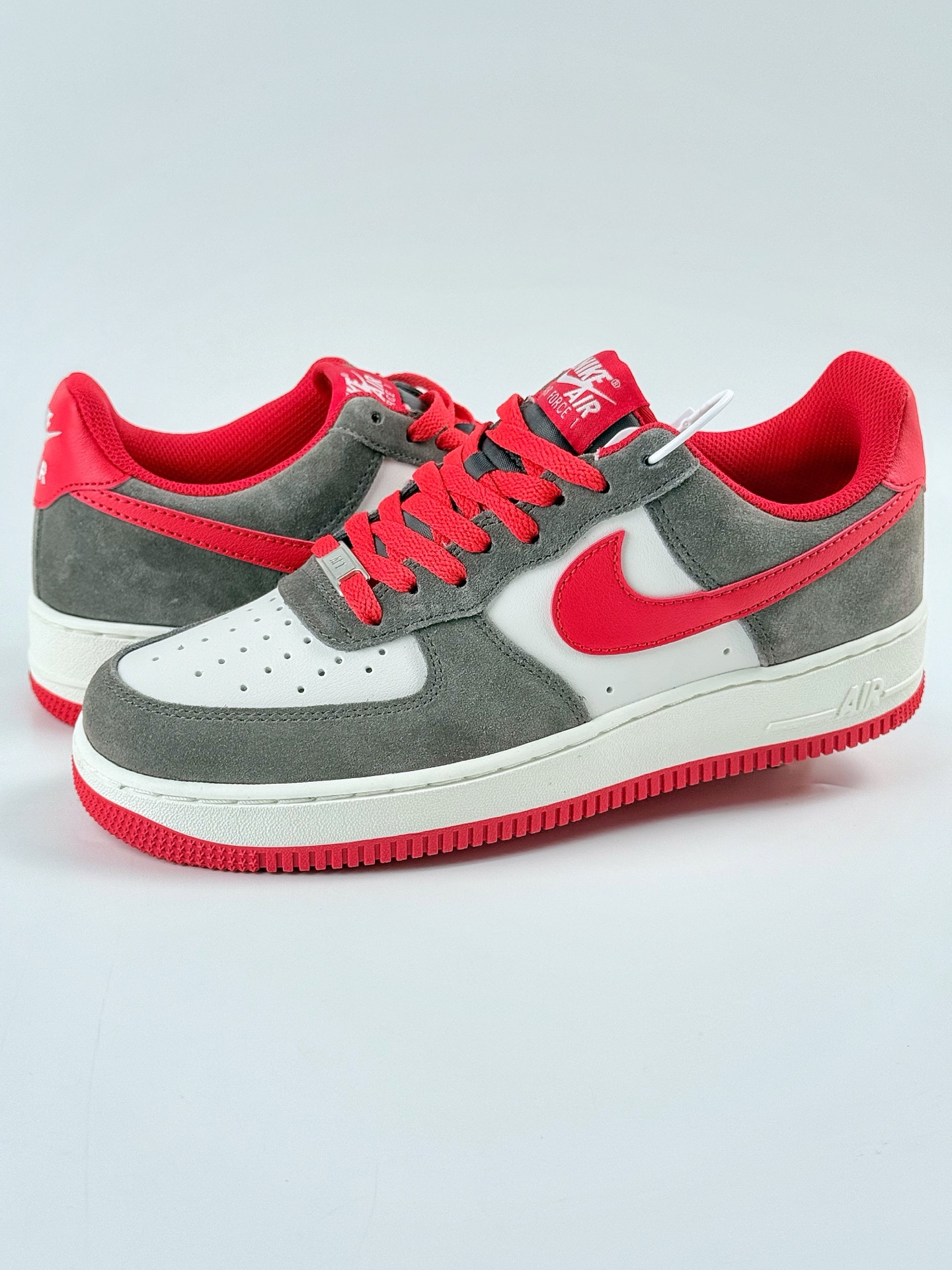 Nike Air Force 1 Low 07 褐红 FQ8714-201 Nike Air Force 1 Low 07 褐红 FQ8714-201