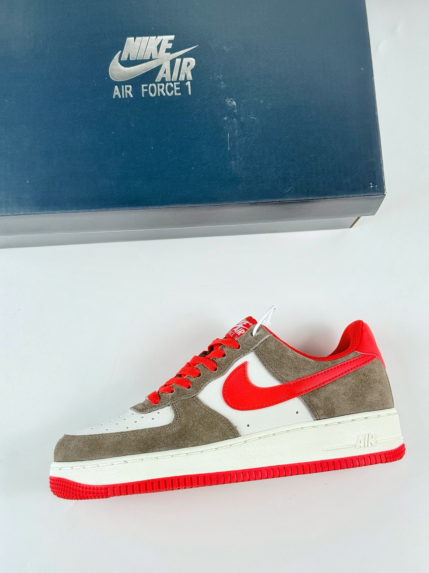 Nike Air Force 1 Low 07 褐红 FQ8714-201 Nike Air Force 1 Low 07 褐红 FQ8714-201