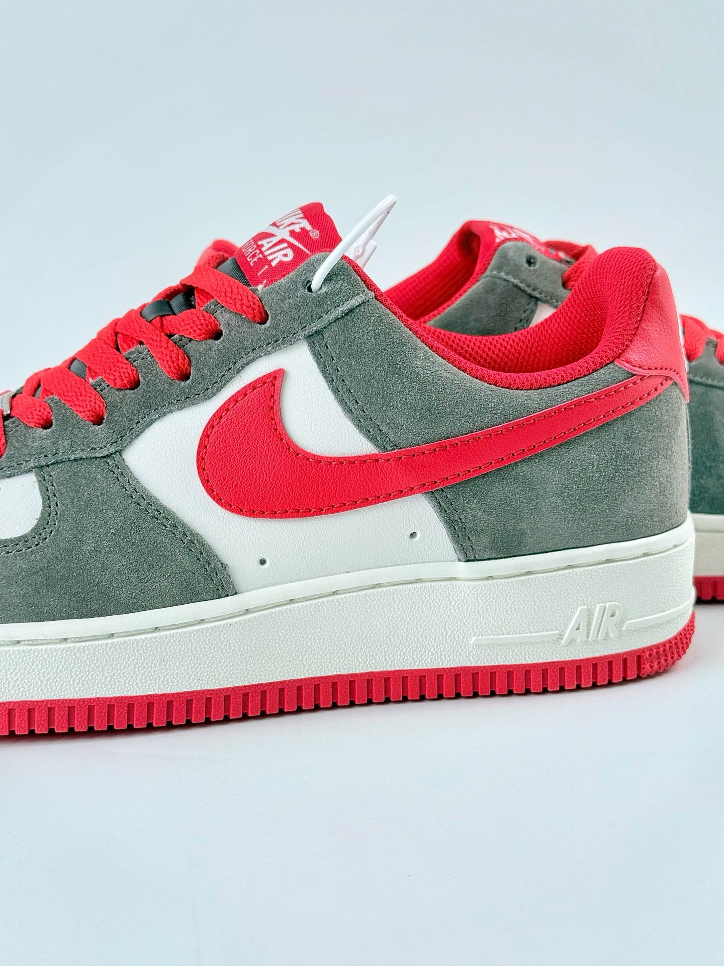 Nike Air Force 1 Low 07 褐红 FQ8714-201 Nike Air Force 1 Low 07 褐红 FQ8714-201