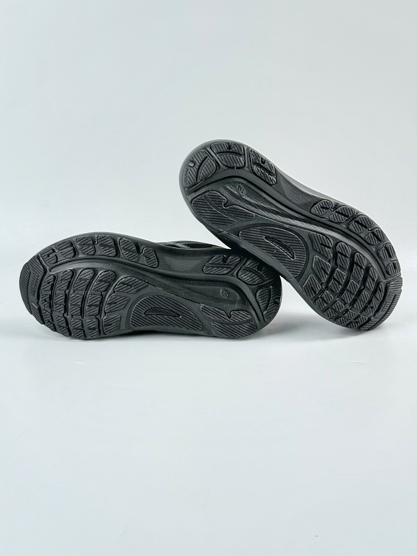 Asics Gel-Kayano 31代 运动休闲透气专业跑鞋 1011B867-001