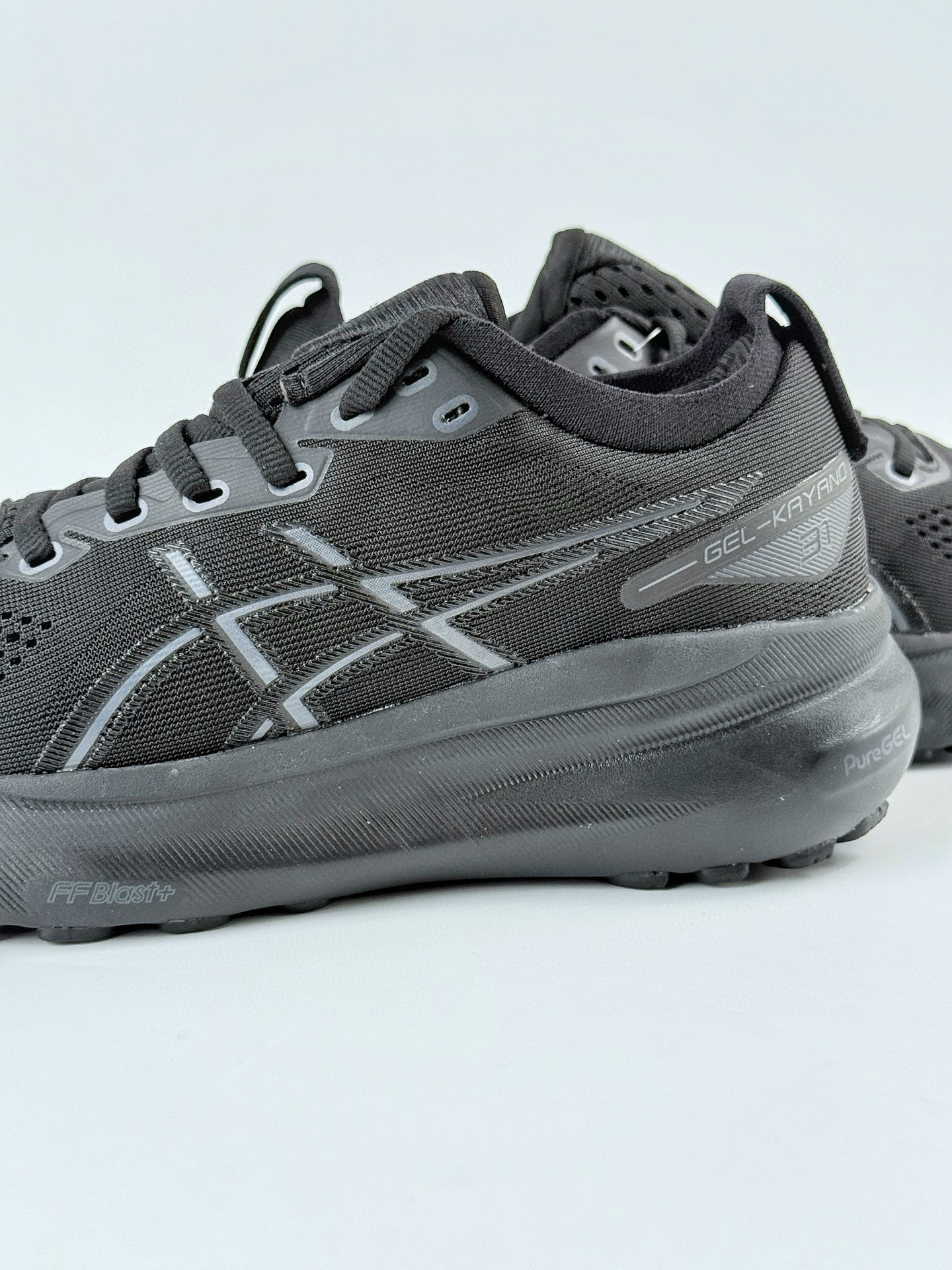 Asics Gel-Kayano 31代 运动休闲透气专业跑鞋 1011B867-001
