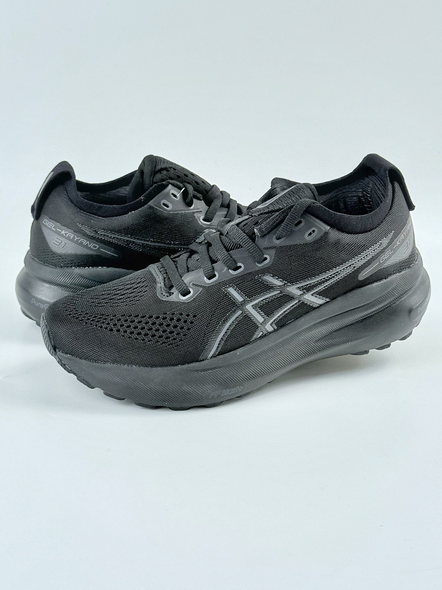Asics Gel-Kayano 31代 运动休闲透气专业跑鞋 1011B867-001