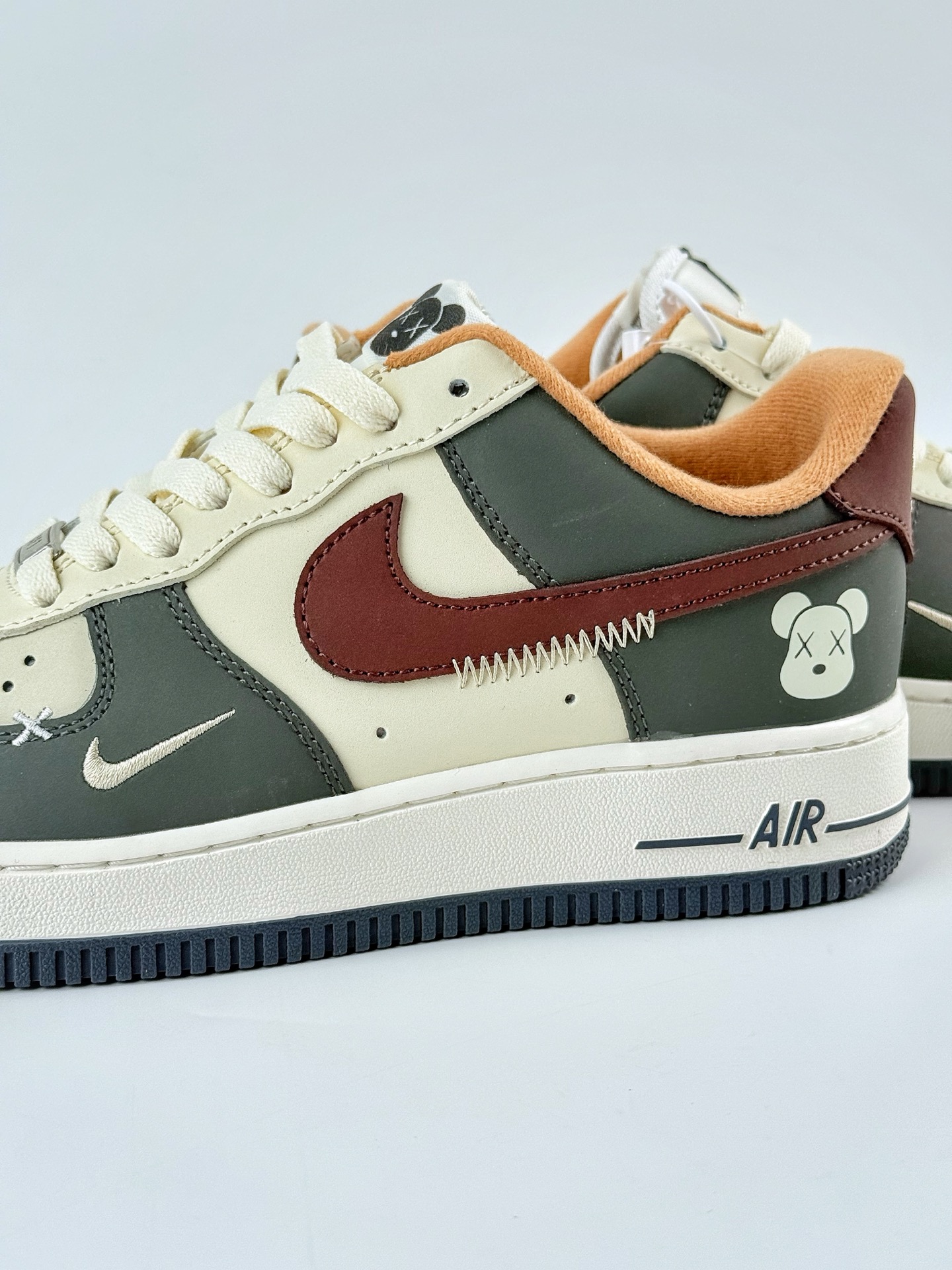 Nike Air Force 1 Low 07 缝线叉叉 绿白小勾 AM1588-001 Nike Air Force 1 Low 07 缝线叉叉 绿白小勾 AM1588-001
