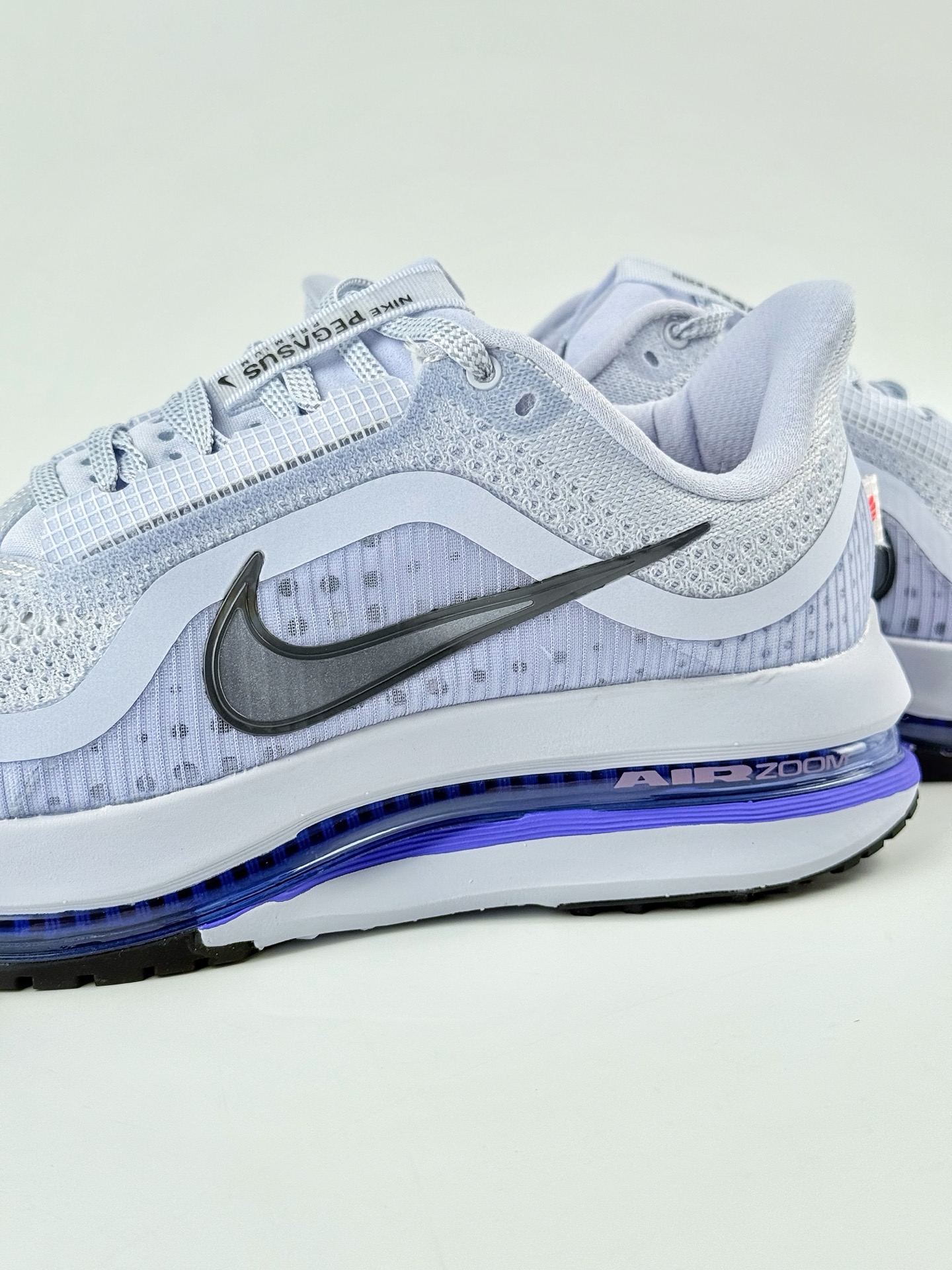 Nike Pegasus Premium 减震防滑耐磨透气 低帮跑步鞋 HQ2592-004 Nike Pegasus Premium 减震防滑耐磨透气 低帮跑步鞋 HQ2592-004