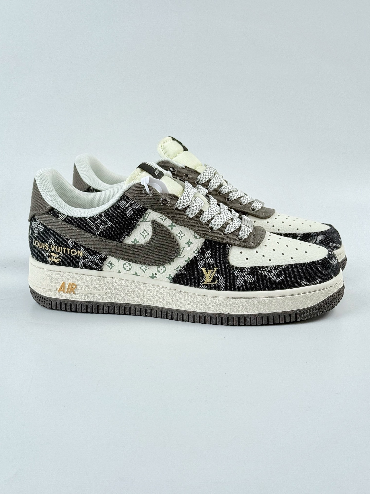 Nike Air Force 1 Low 07 x Louis Vuitton 黑白满天星 JJ2508-703 Nike Air Force 1 Low 07 x Louis Vuitton 黑白满天星 JJ2508-703