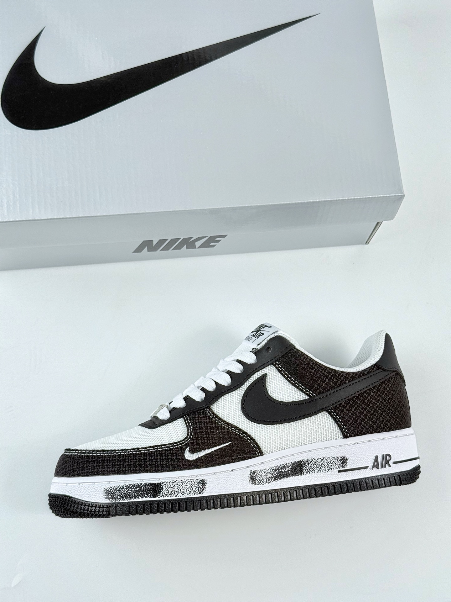 Nike Air Force 1 Low 07 黑白小勾  ZH0316-091